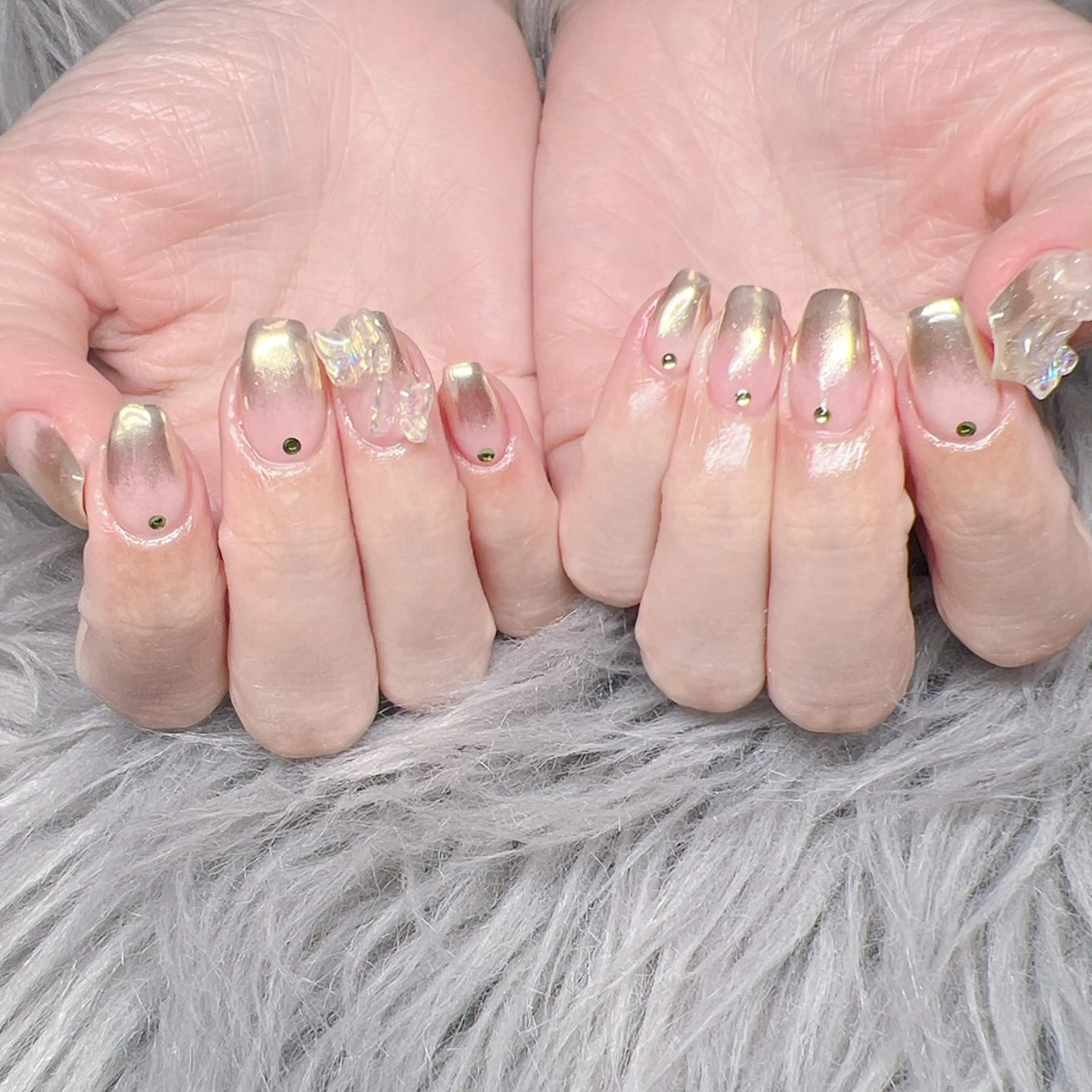 ネイル 個室ネイルサロンDolly  Girl〜ドーリーガール〜所属・DollyGirl KYOKOのネイルデザイン