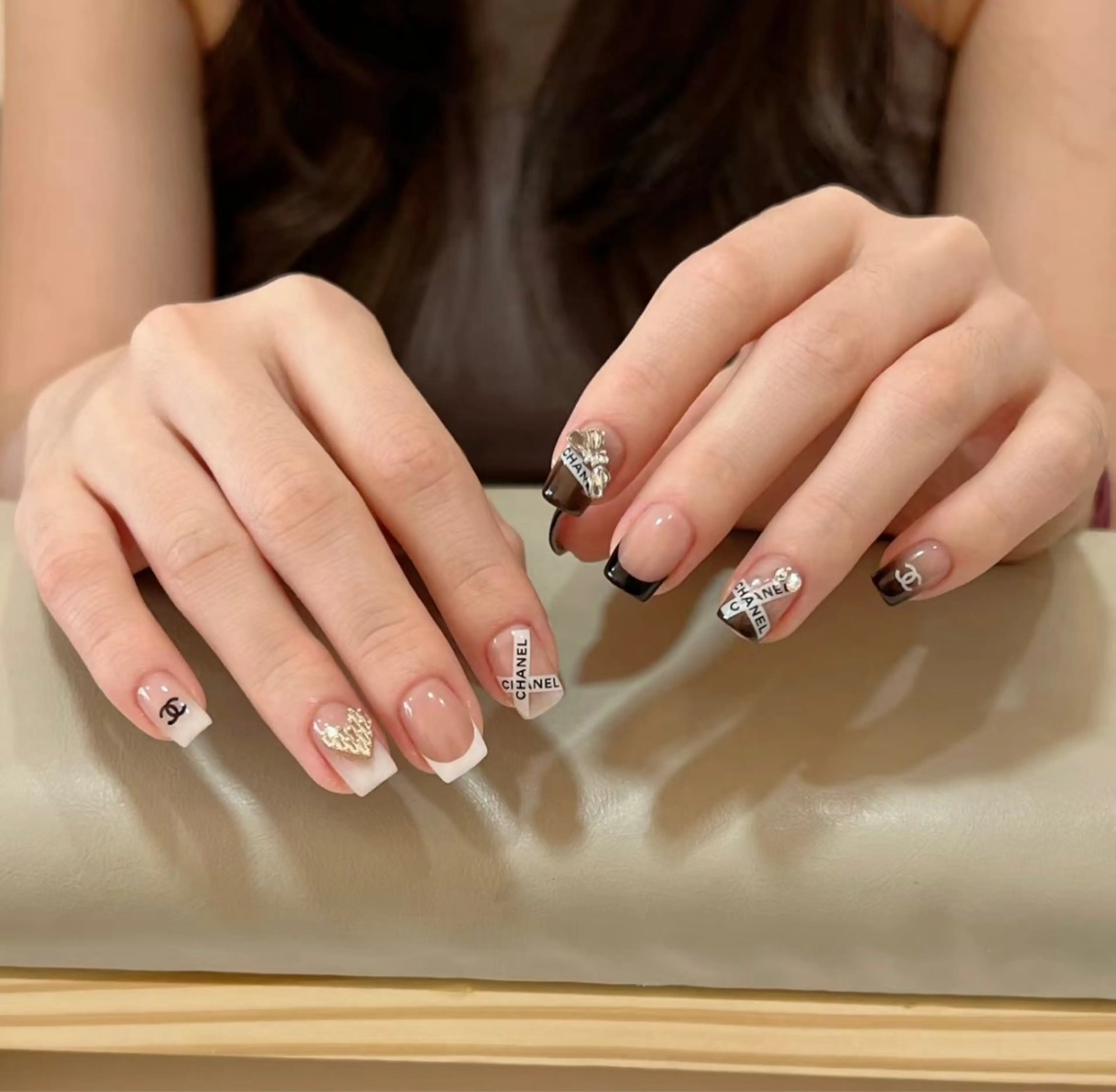 ネイル ハンドネイル ハンドケア 🍑 momo_nailのネイルデザイン