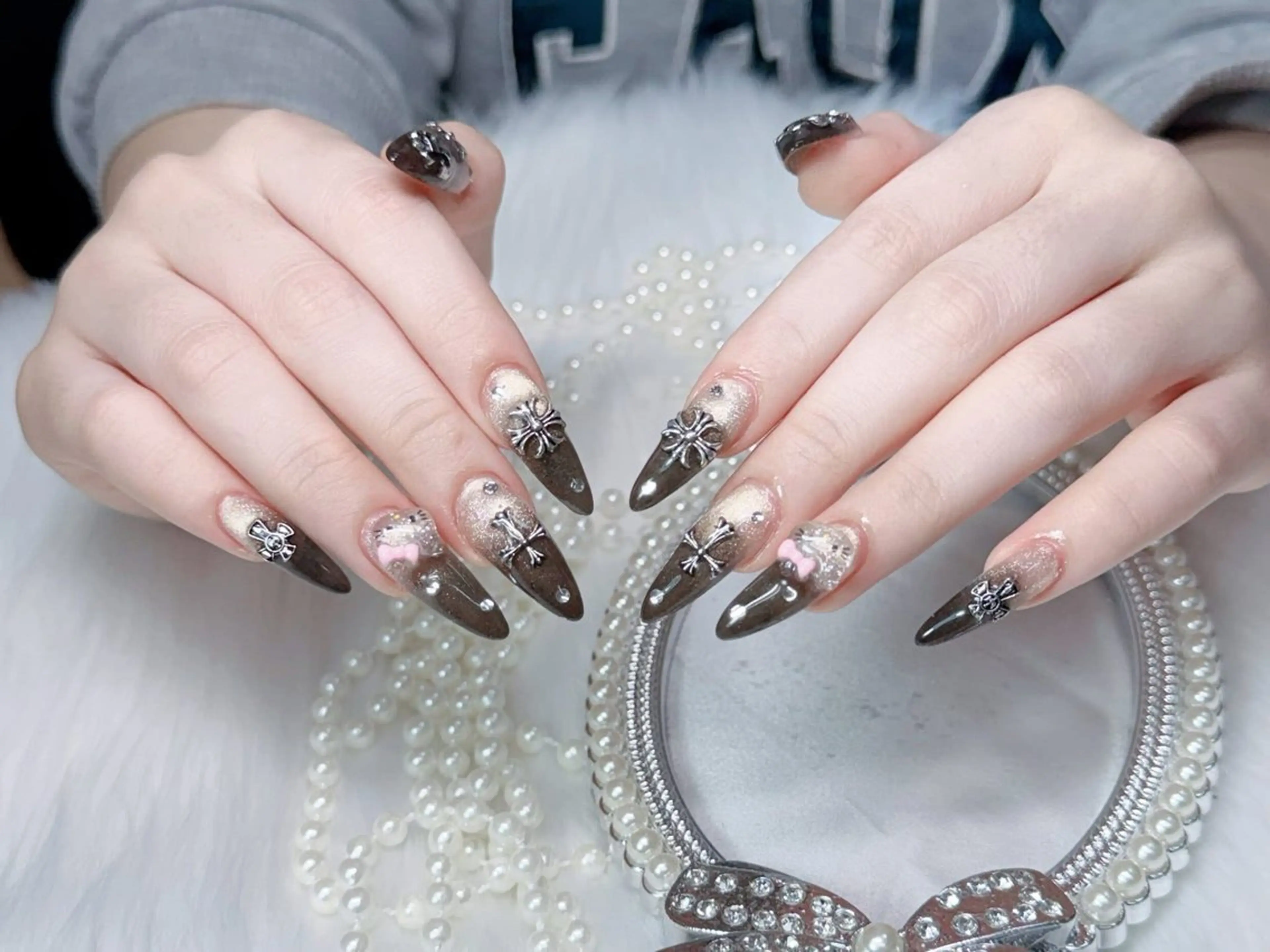 カラー RUBY NAIL SPAのネイルデザイン