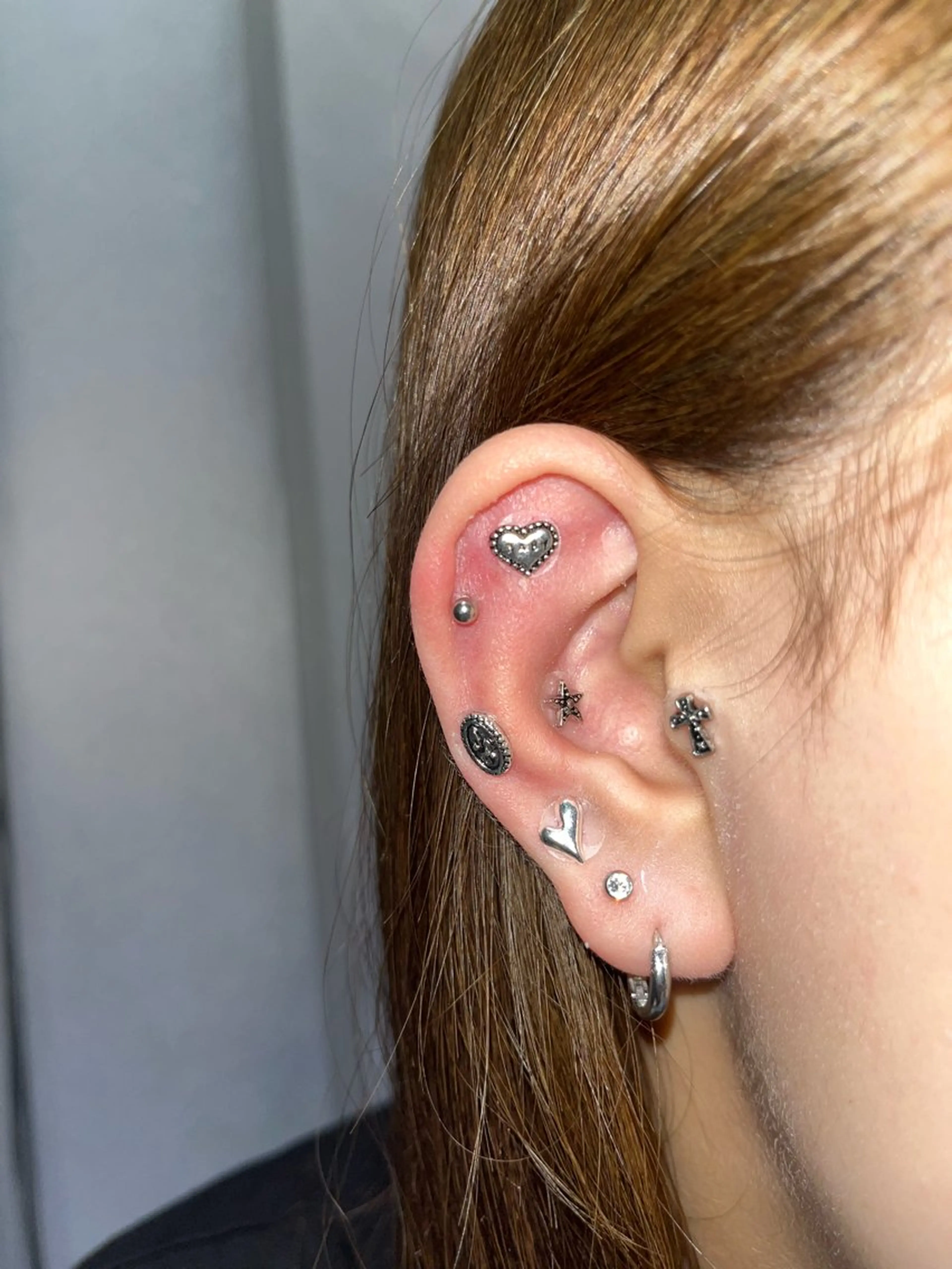 耳つぼジュエリー💎【 6粒 ￥3500~ 】の写真