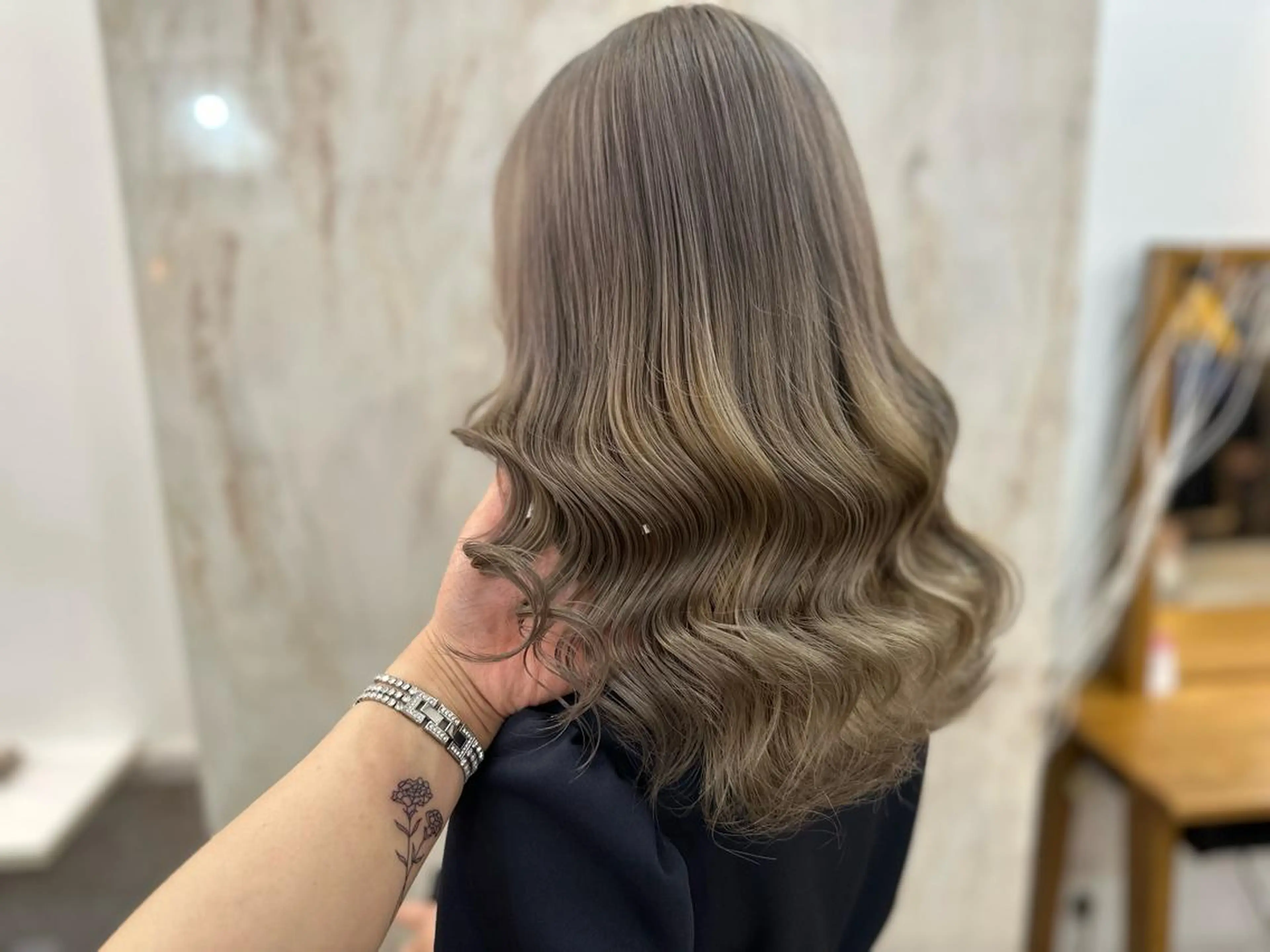 カラー ヘアカラー 🎀ikuno🎀 Lovis 🫧艶髪のヘアスタイル