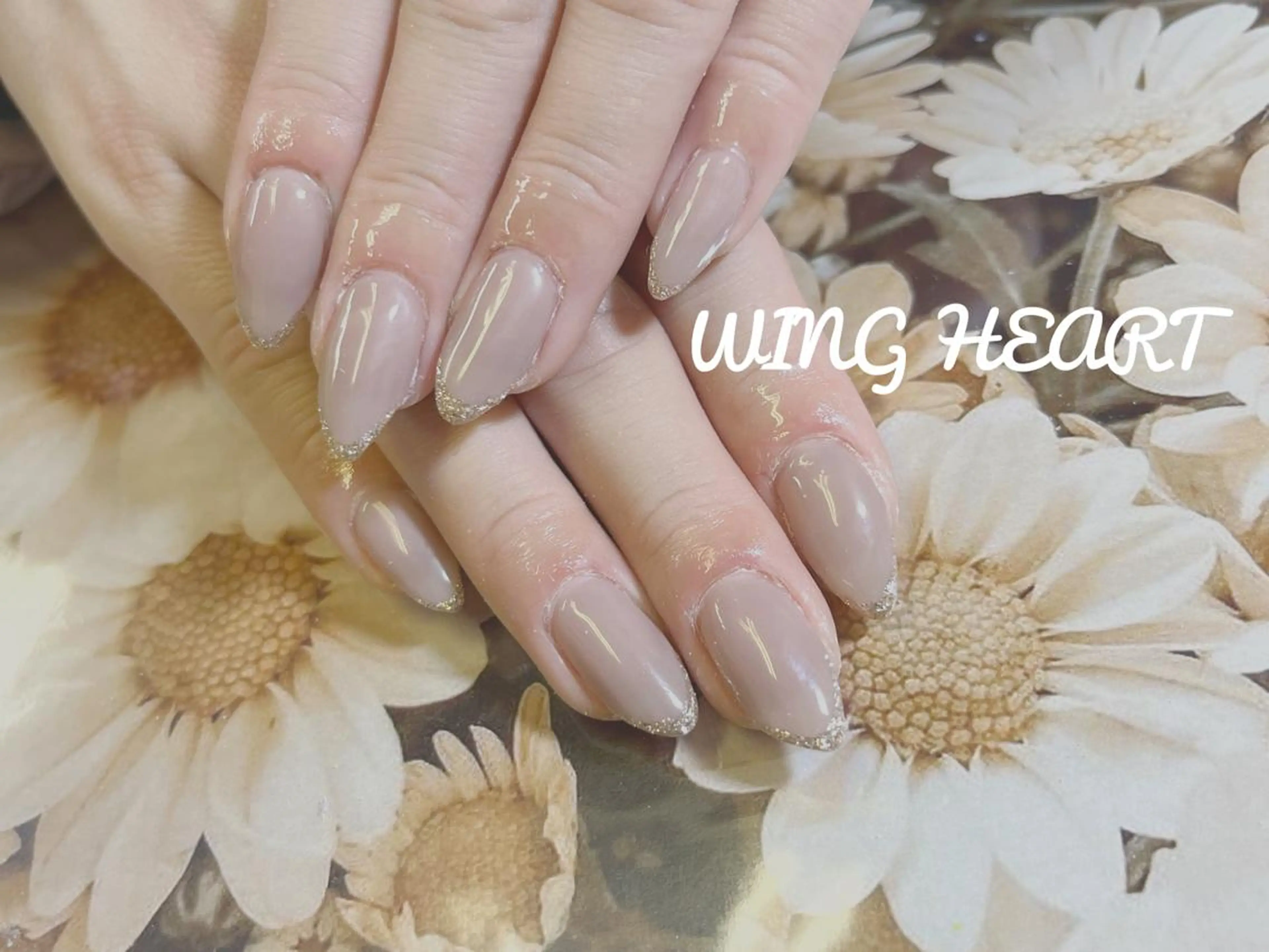 セミロング H NANAのネイルデザイン