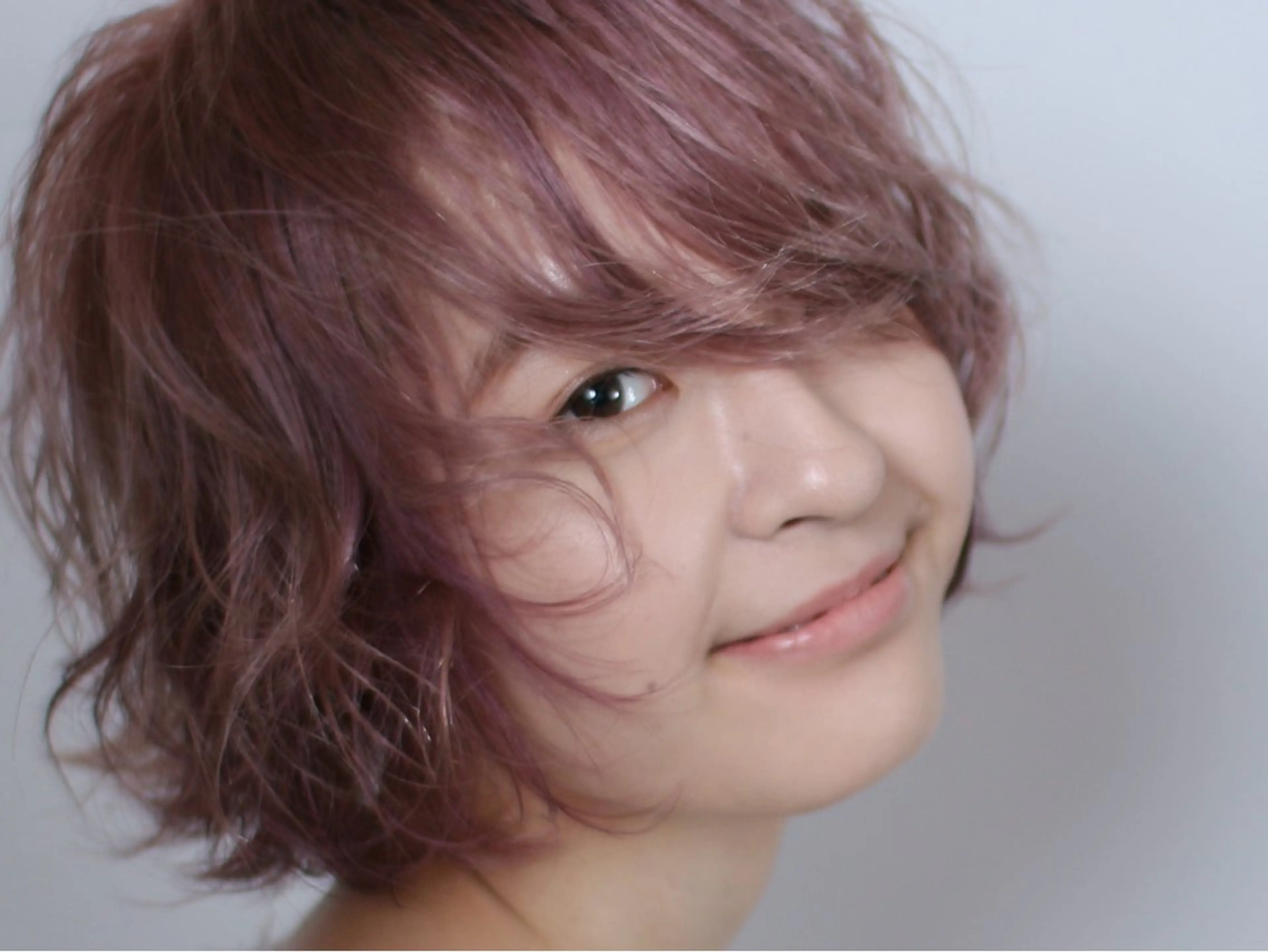 ショート カラー 梅本 信のヘアスタイル