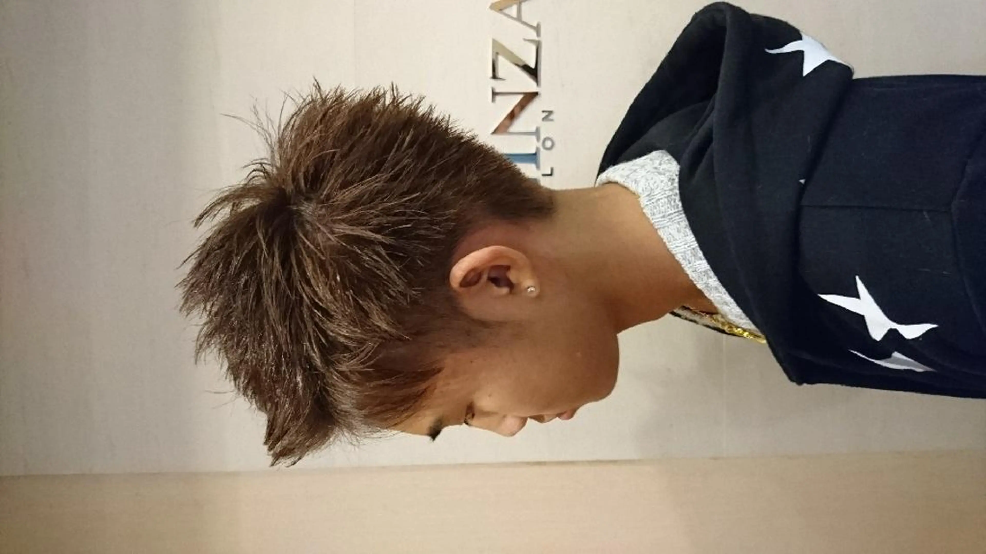 ショート カラー 餘野 翔舞のヘアスタイル