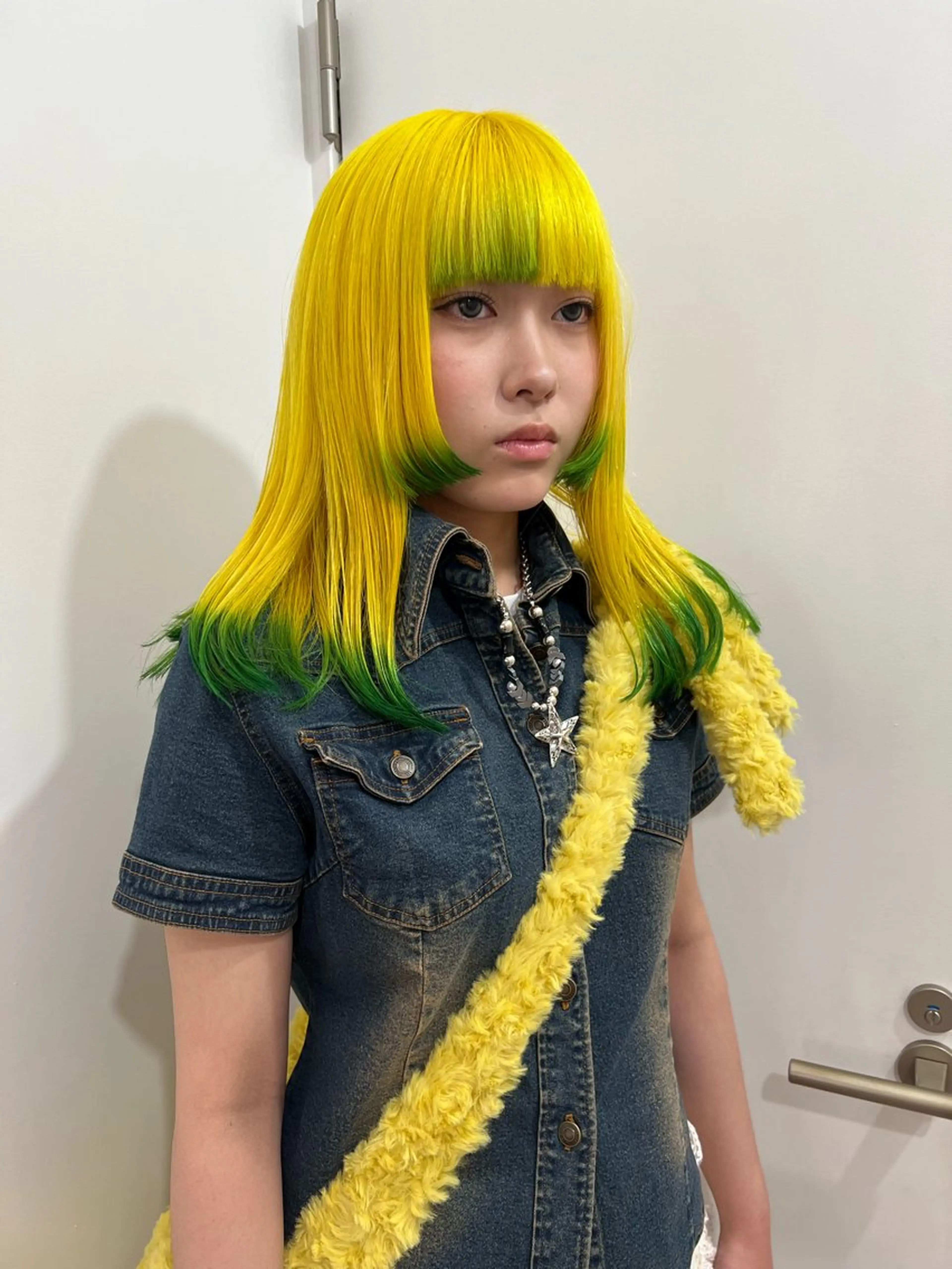 セミロング ヘアカラー トリートメント 💥ウルフカット デザインあんな💥のヘアスタイル