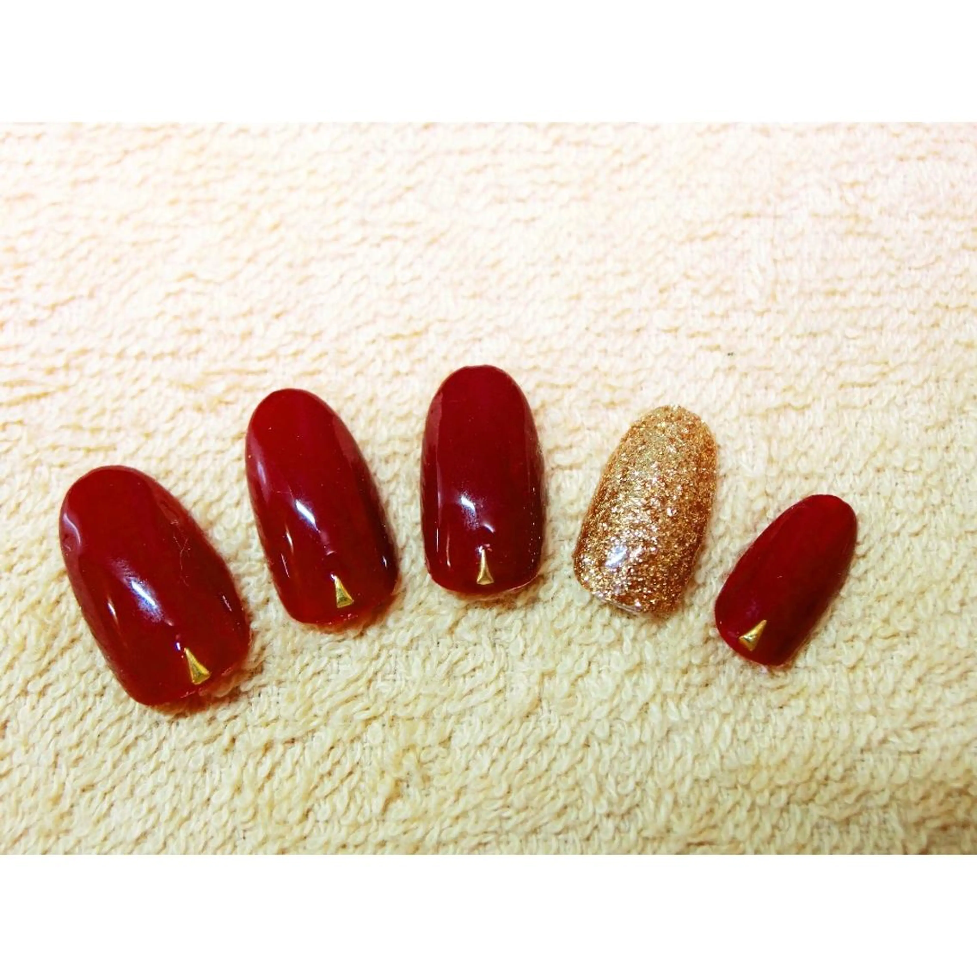 ネイル シンプルネイル 痛ネイル/ワンホン/ フィルイン/長さだしのネイルデザイン