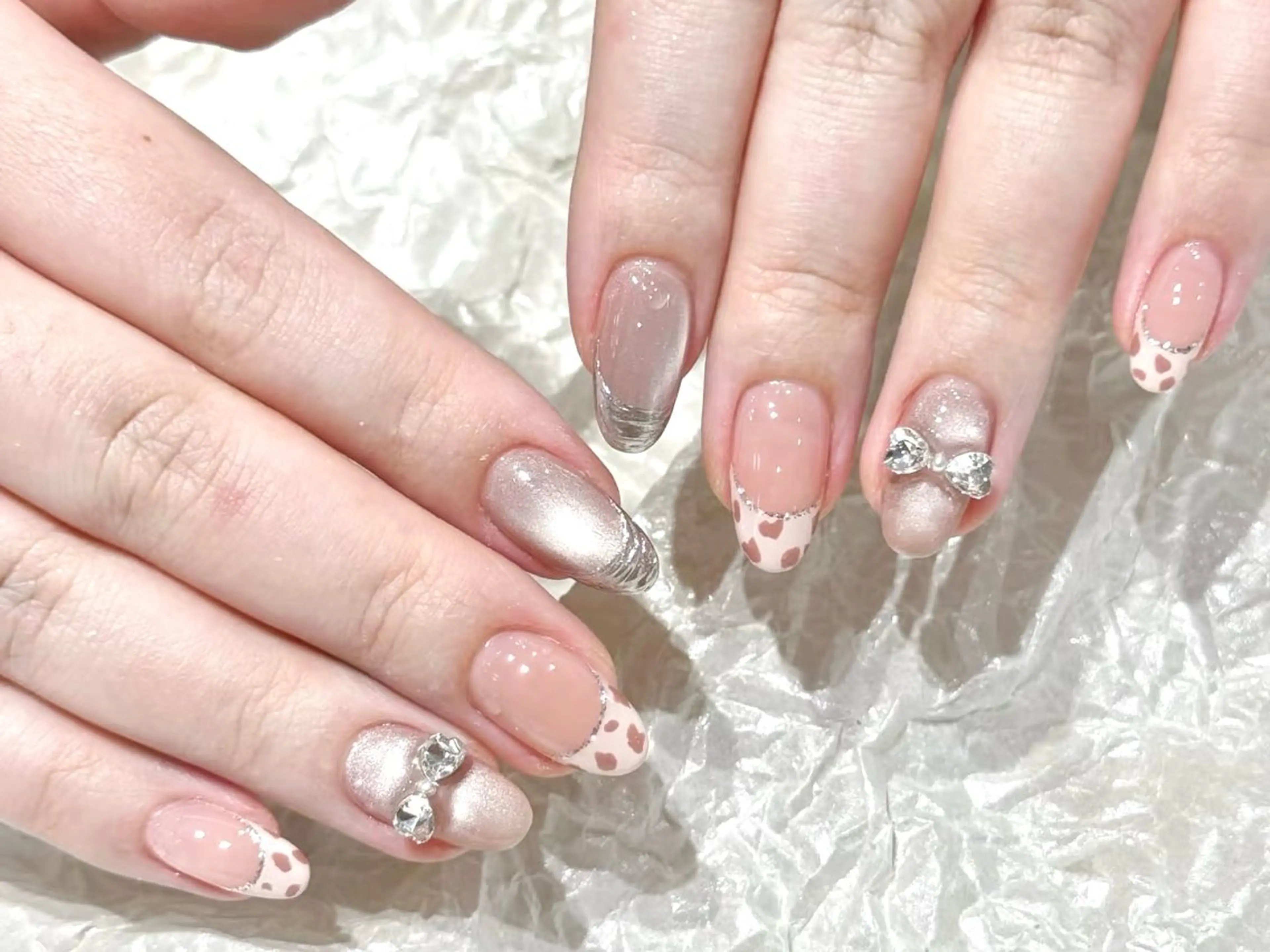 ネイル アニマル柄 ブラウン フレンチネイル ガーリー 韓国ネイル ハンドネイル ハンドケア DarkHoney 池袋店のネイルデザイン