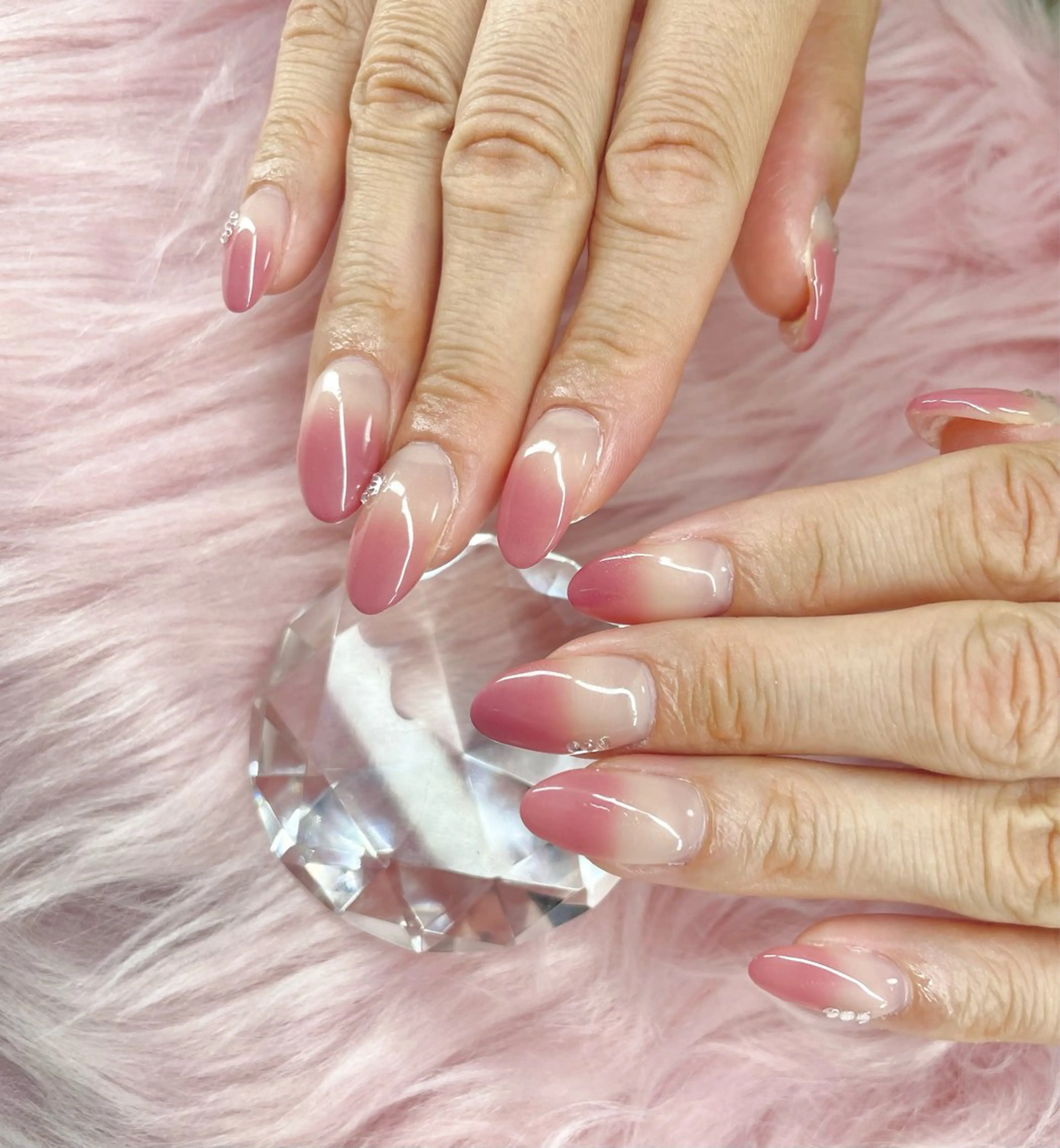 ネイル Rie Beauty所属・リエ ビューティのネイルデザイン