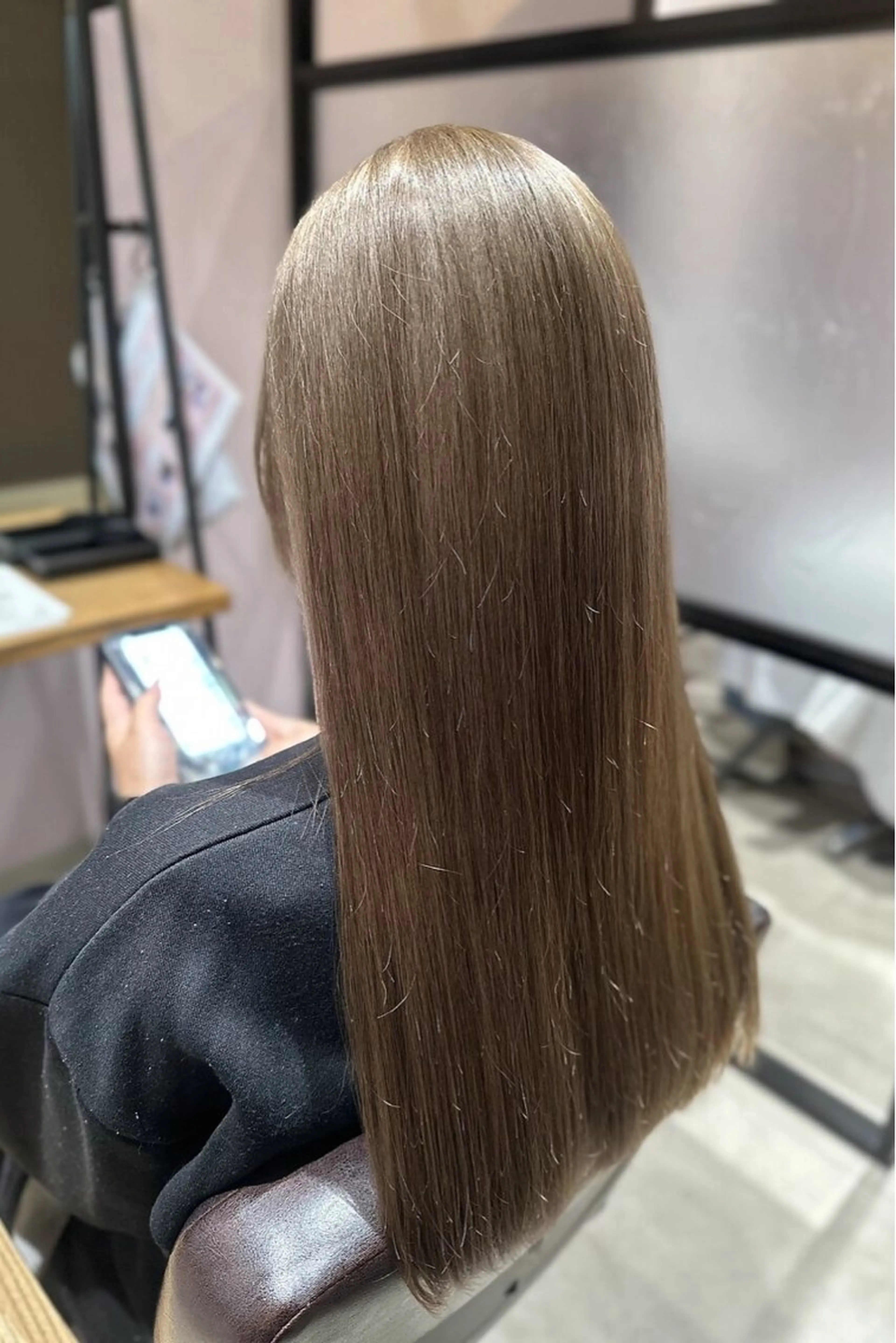 カラー 西原 愛紗のヘアスタイル