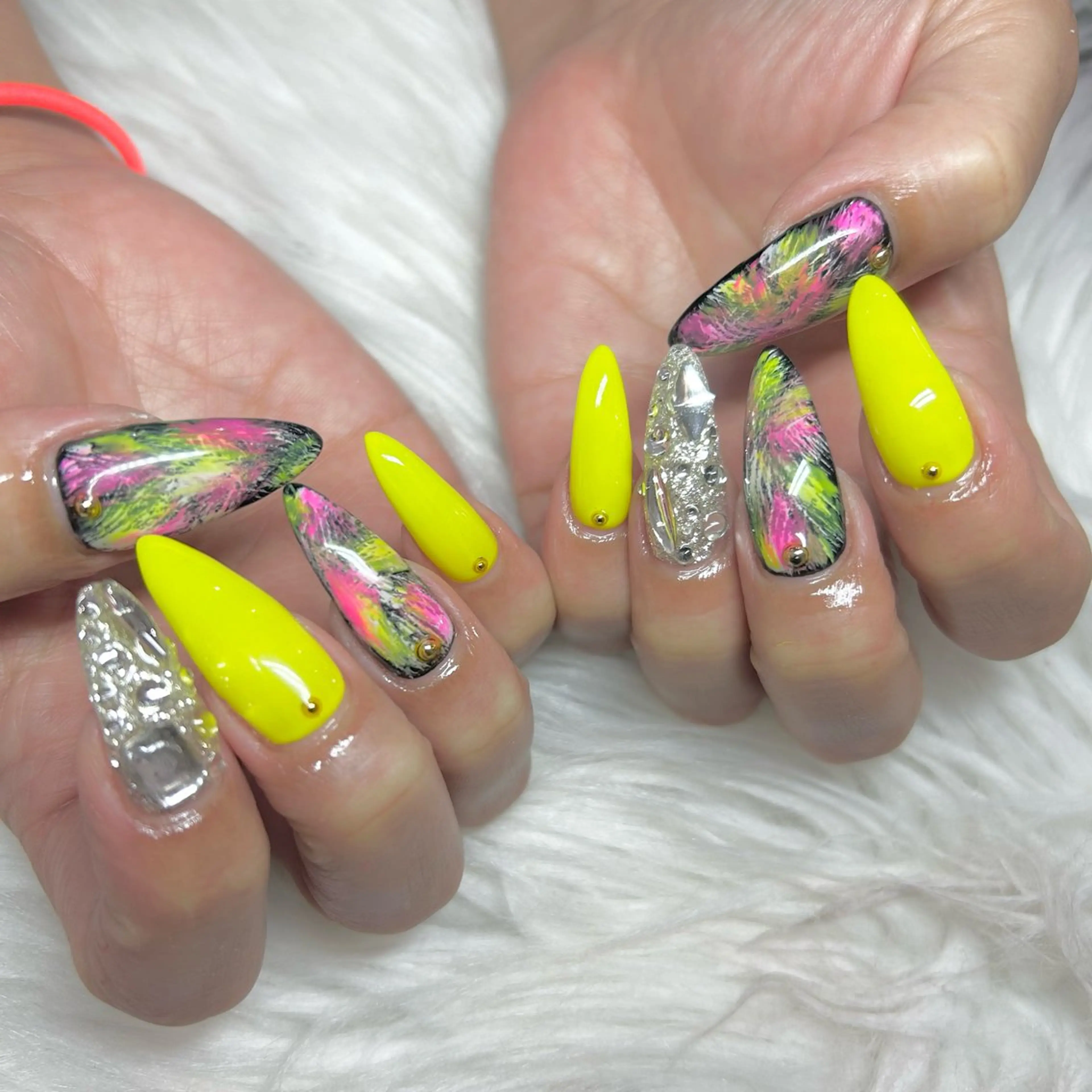 ネイル 長さ出し ストーンネイル ハンドネイル -Rien- プライベートサロンのネイルデザイン