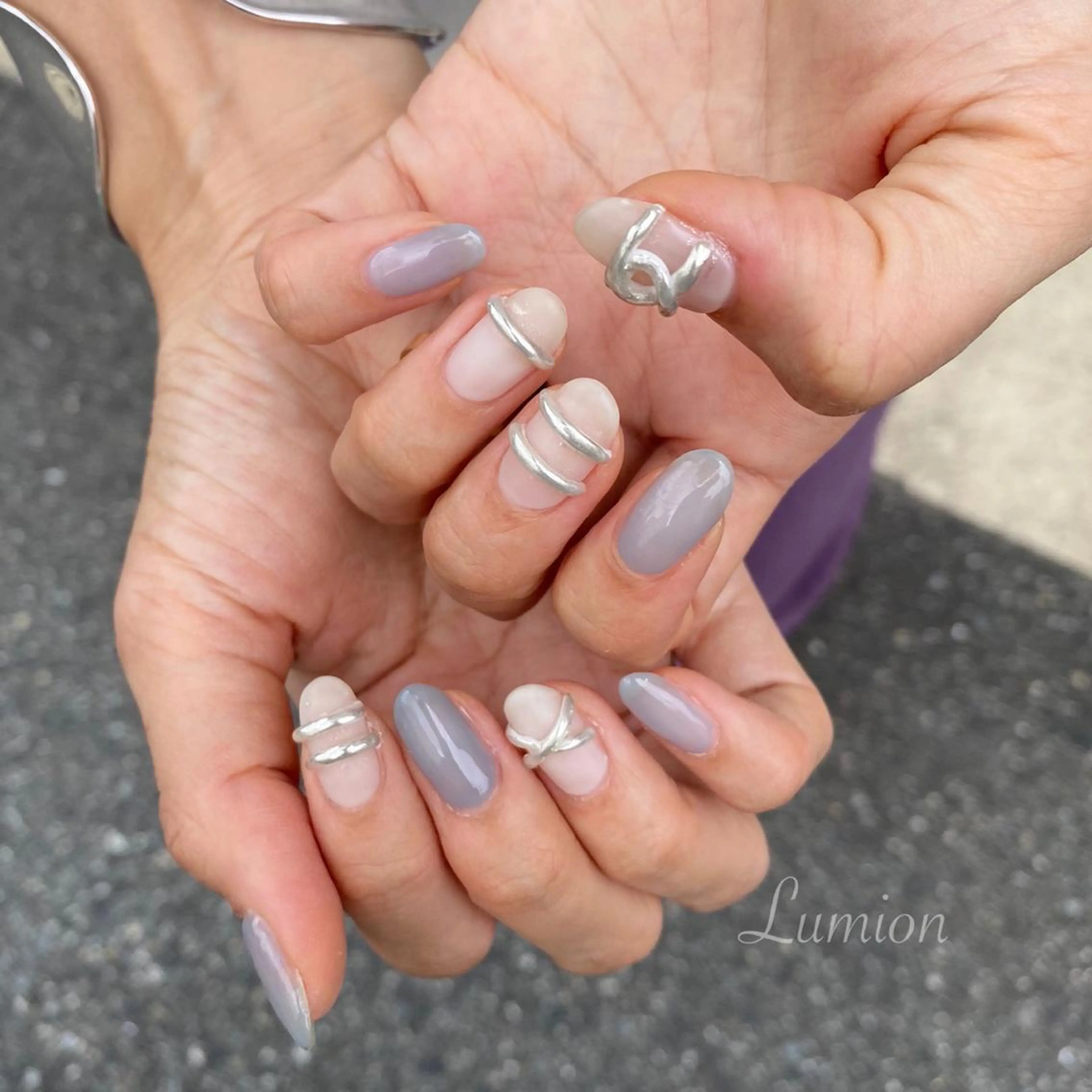 ネイル ミラーネイル 菊地 美沙斗のネイルデザイン