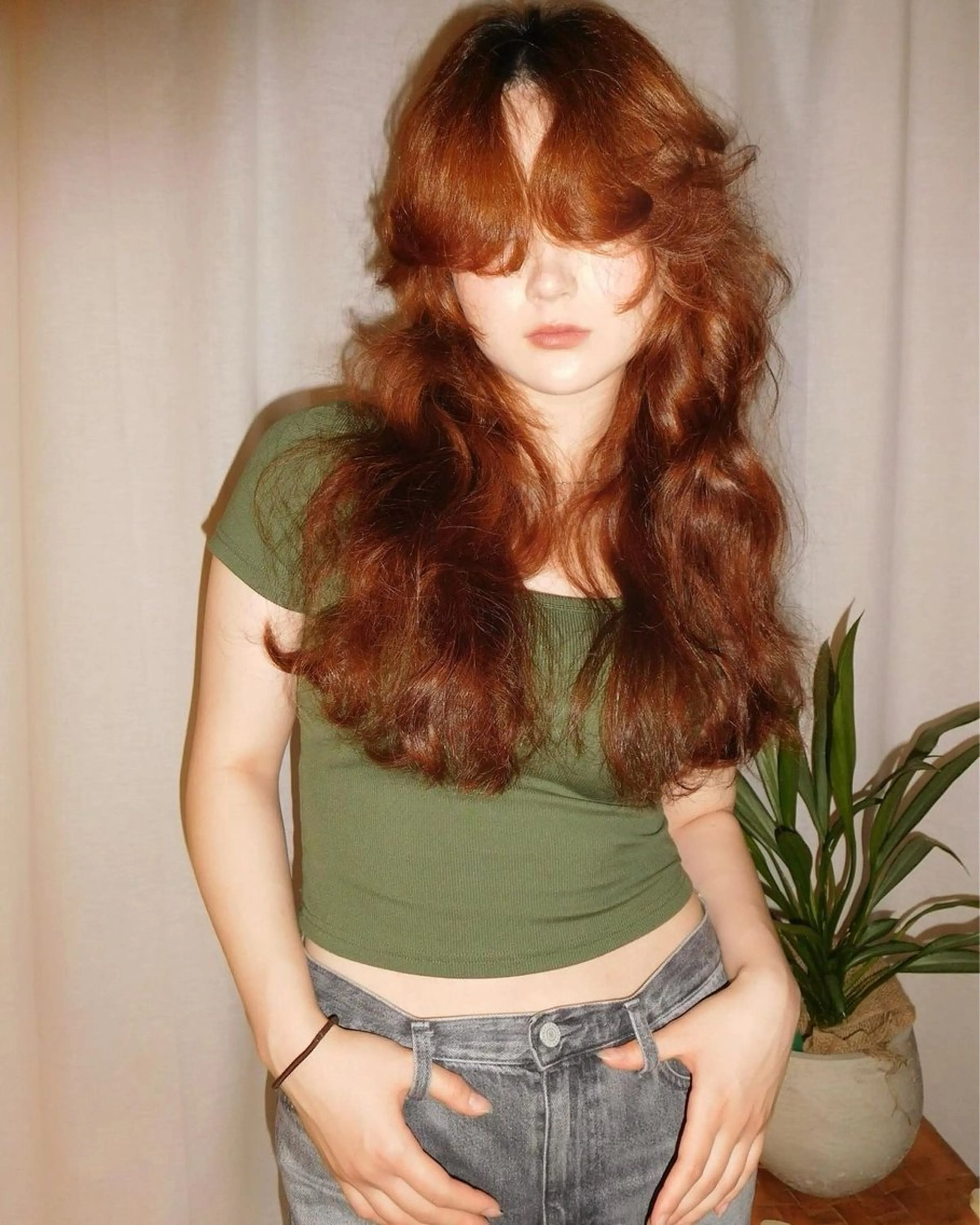 カラー rinka／暖色 ブリーチのヘアスタイル