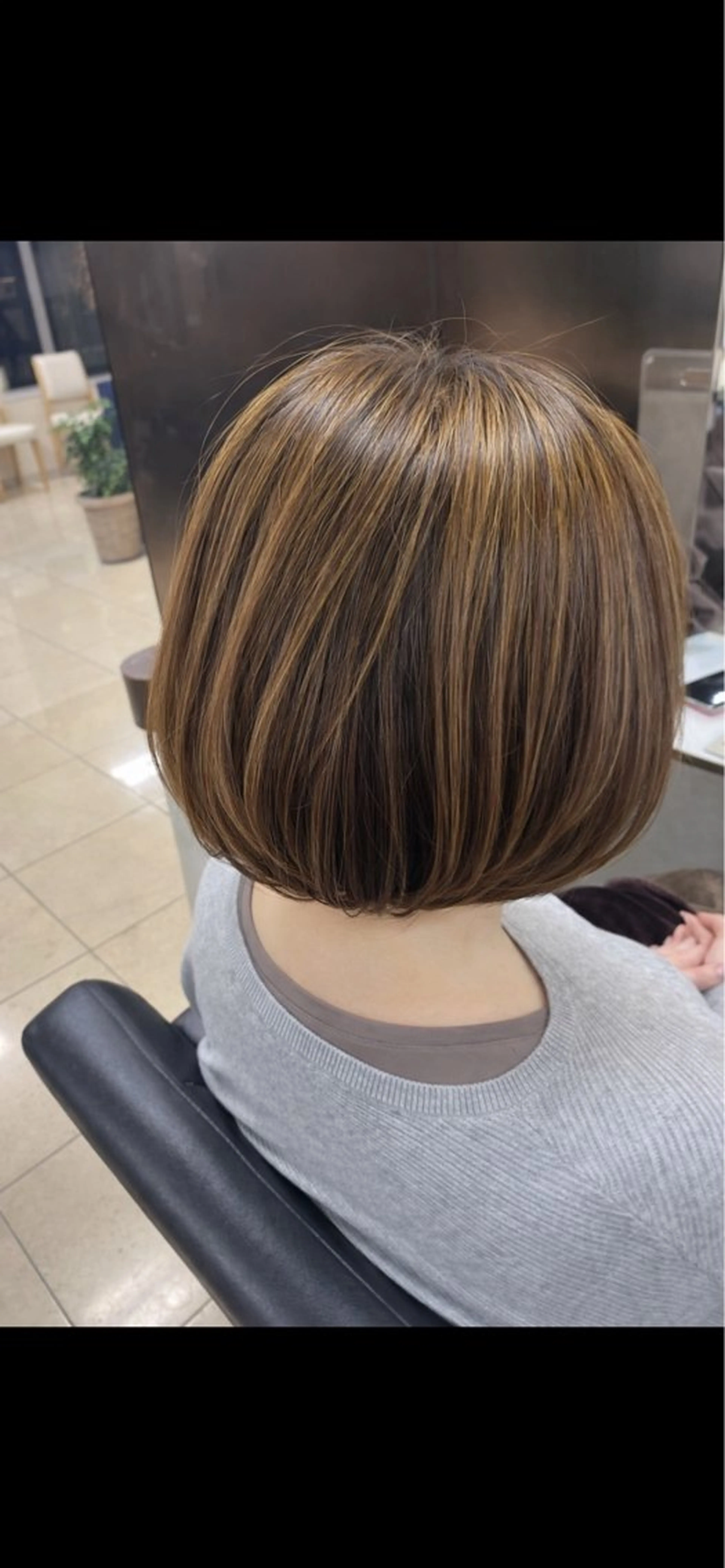 ショート カット ヘアカラー 石﨑 やすしのヘアスタイル