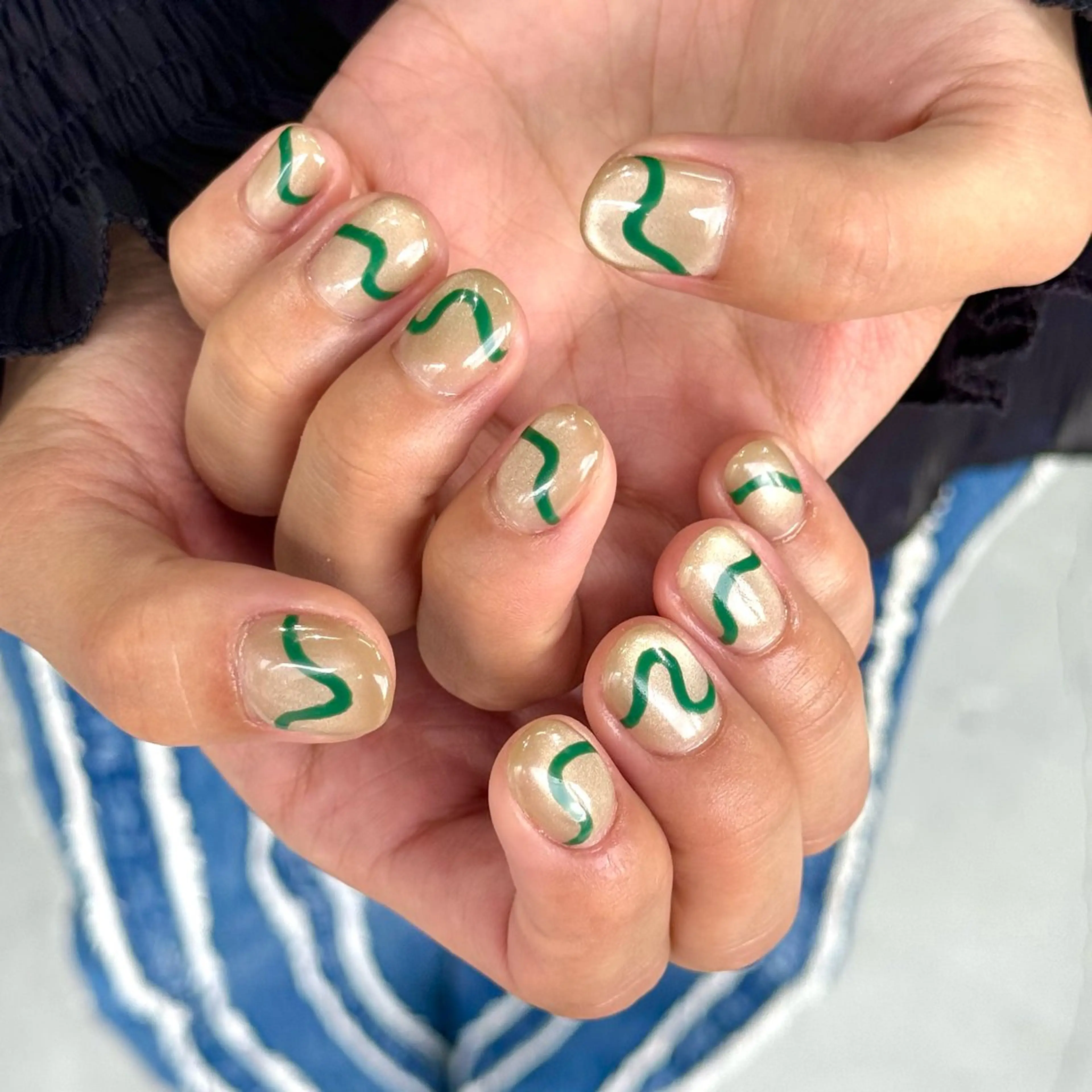 ネイル マグネットネイル ハンドネイル HARUKA ネイリスト福岡/薬院のネイルデザイン