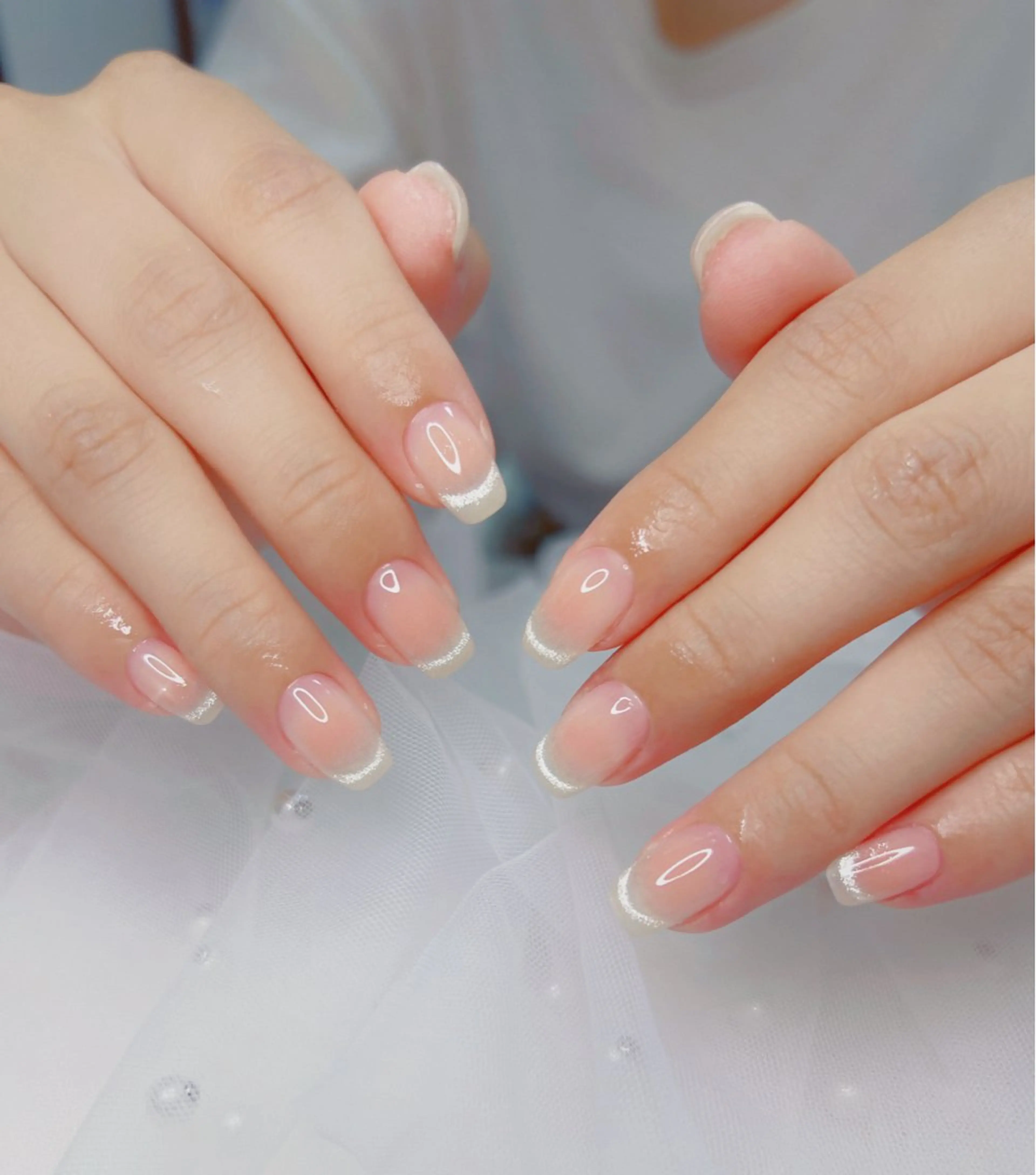 ネイル オーロラネイル 長さ出し フットネイル 韓国ネイル ラメ(グリッター) ハンドネイル 👍thumbs up nail👍のネイルデザイン