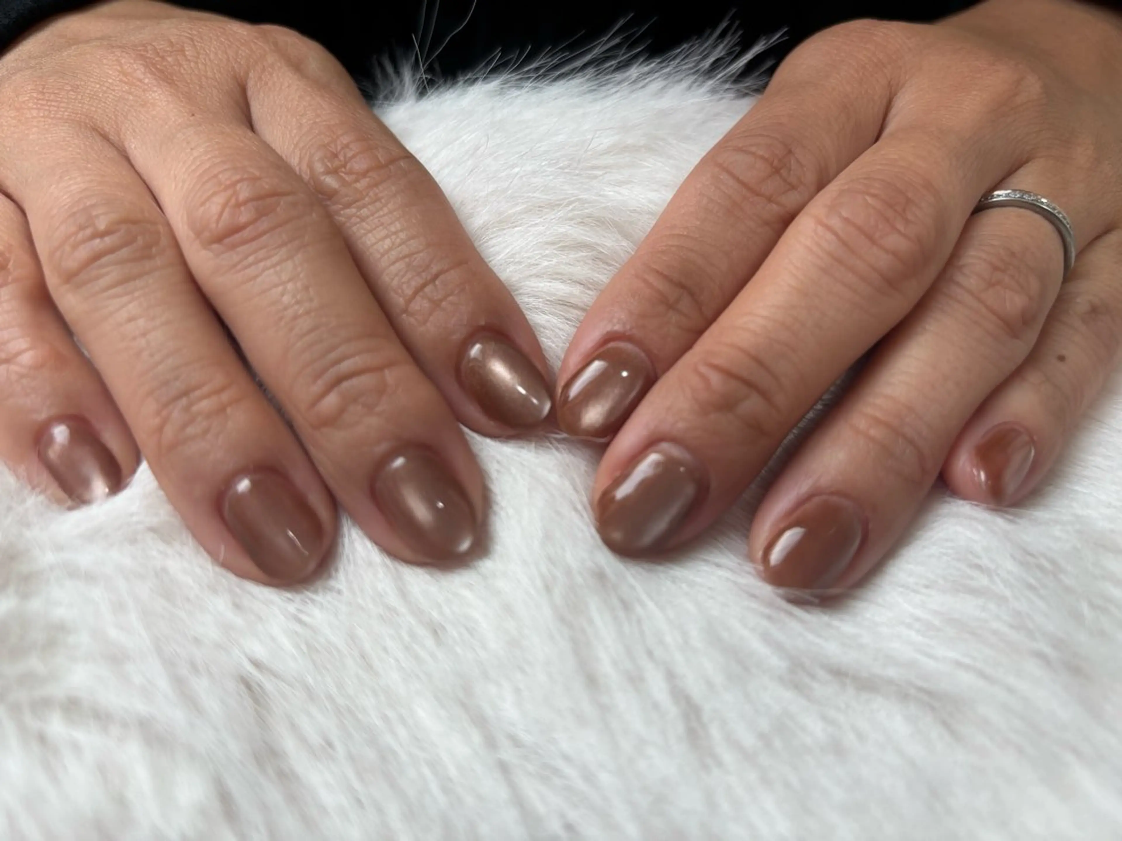 うるちゅる🤍マグネットネイル💅🏼🫧の写真