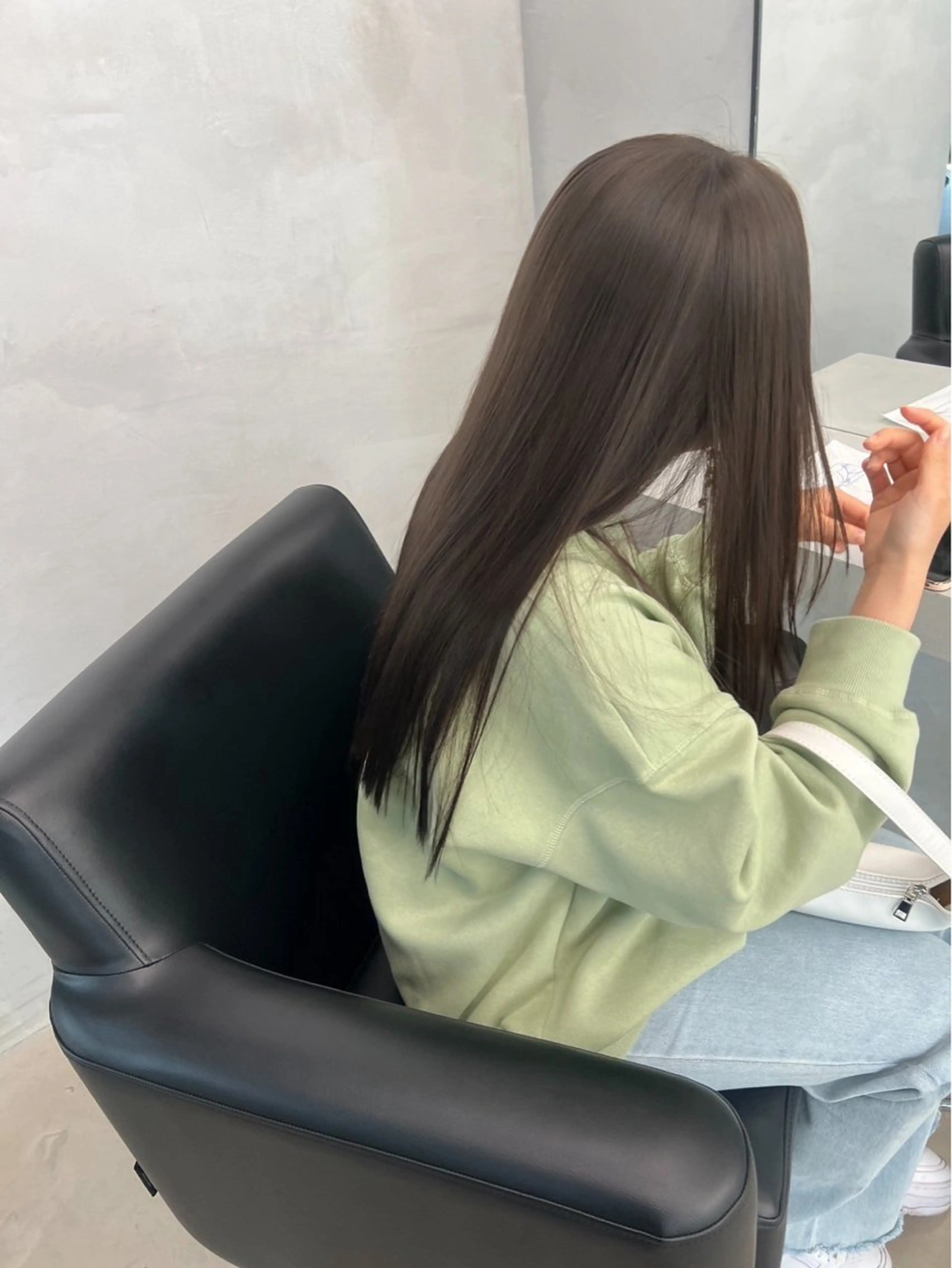 ロング カラー navile 銀座 角田 龍太のヘアスタイル