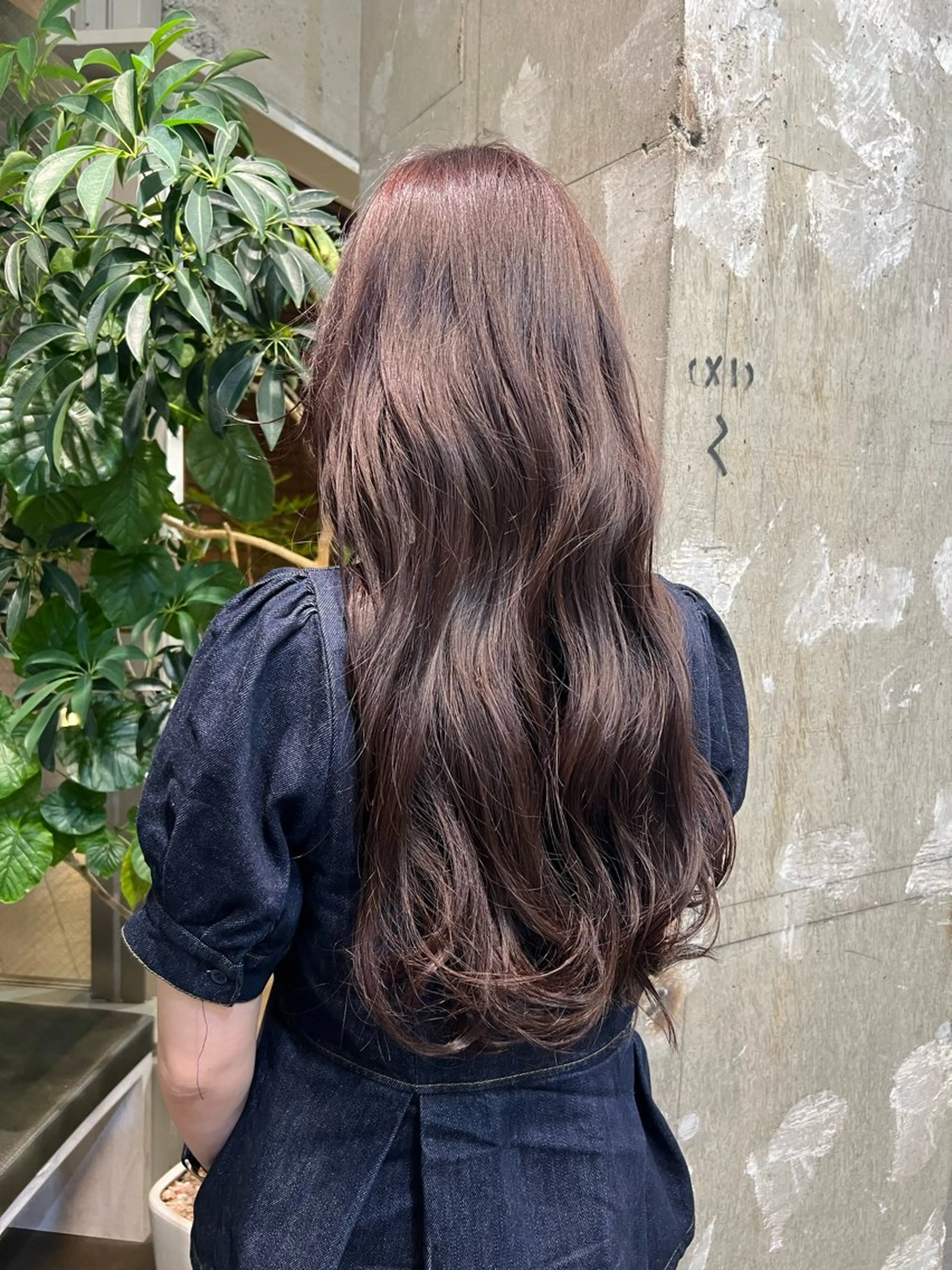 ロング カラー 透明感カラー グレージュ ラベンダーカラー ラベンダーグレージュ ラベンダーグレー ヘアカラー ROBBY所属・松井美樹/似合わせ ガーリー・韓国のヘアスタイル