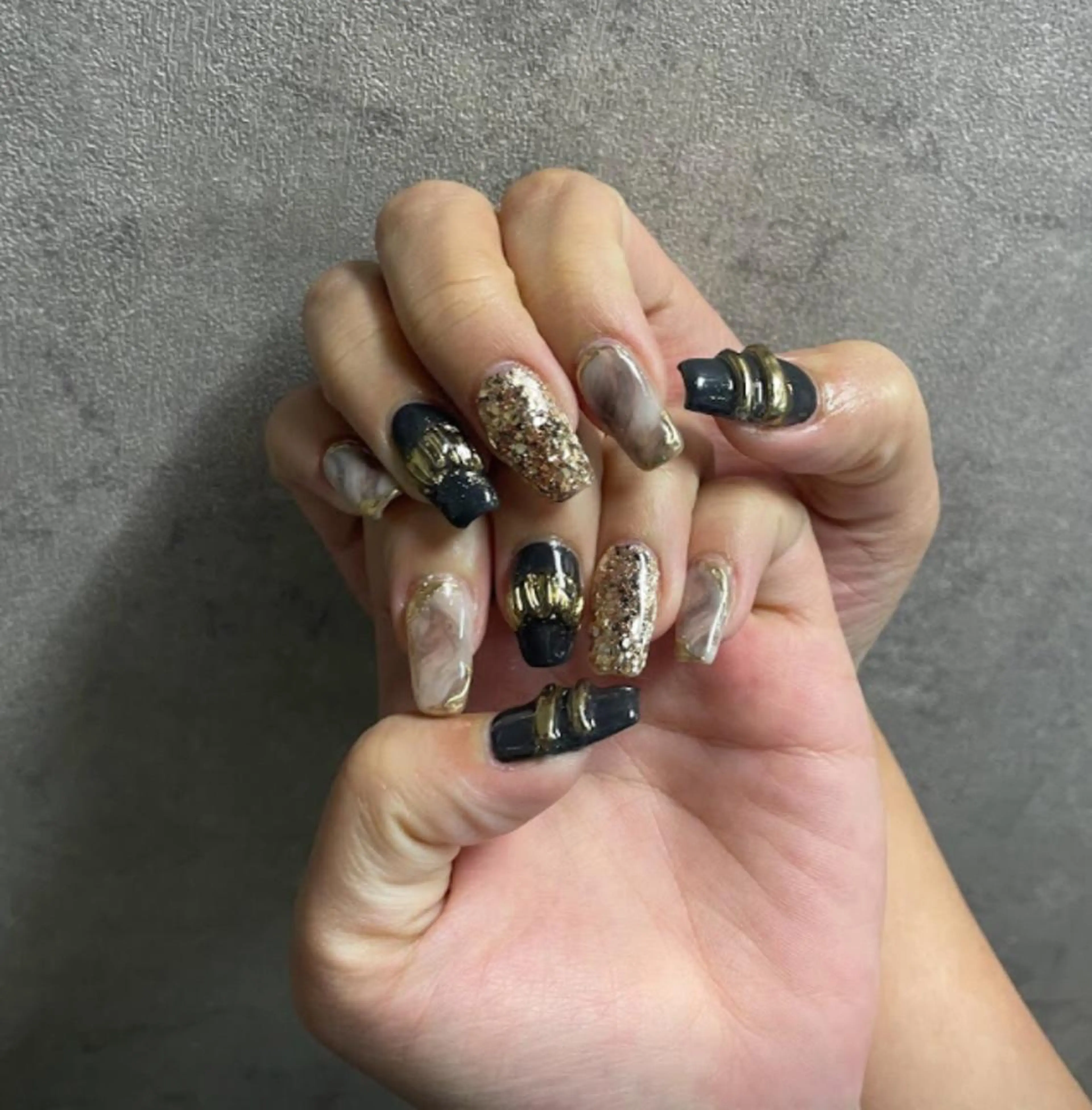 ネイル アートネイル ジェルネイル マットネイル ニュアンスネイル スカルプネイル nailstudio eviz新宿店のネイルデザイン