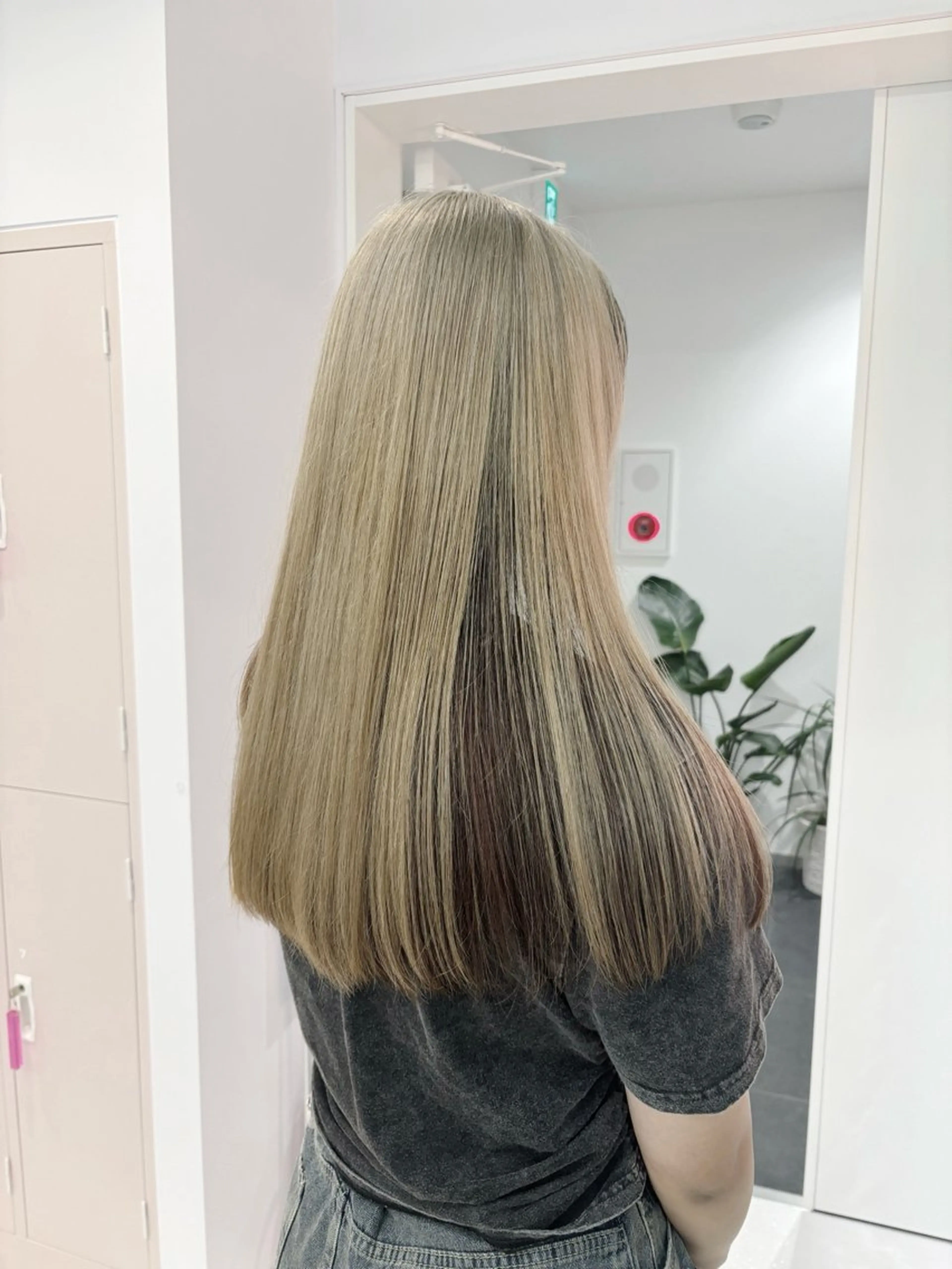 ロング カラー 顔周りカット/ボブ/ ツヤ髪/coconaのヘアスタイル