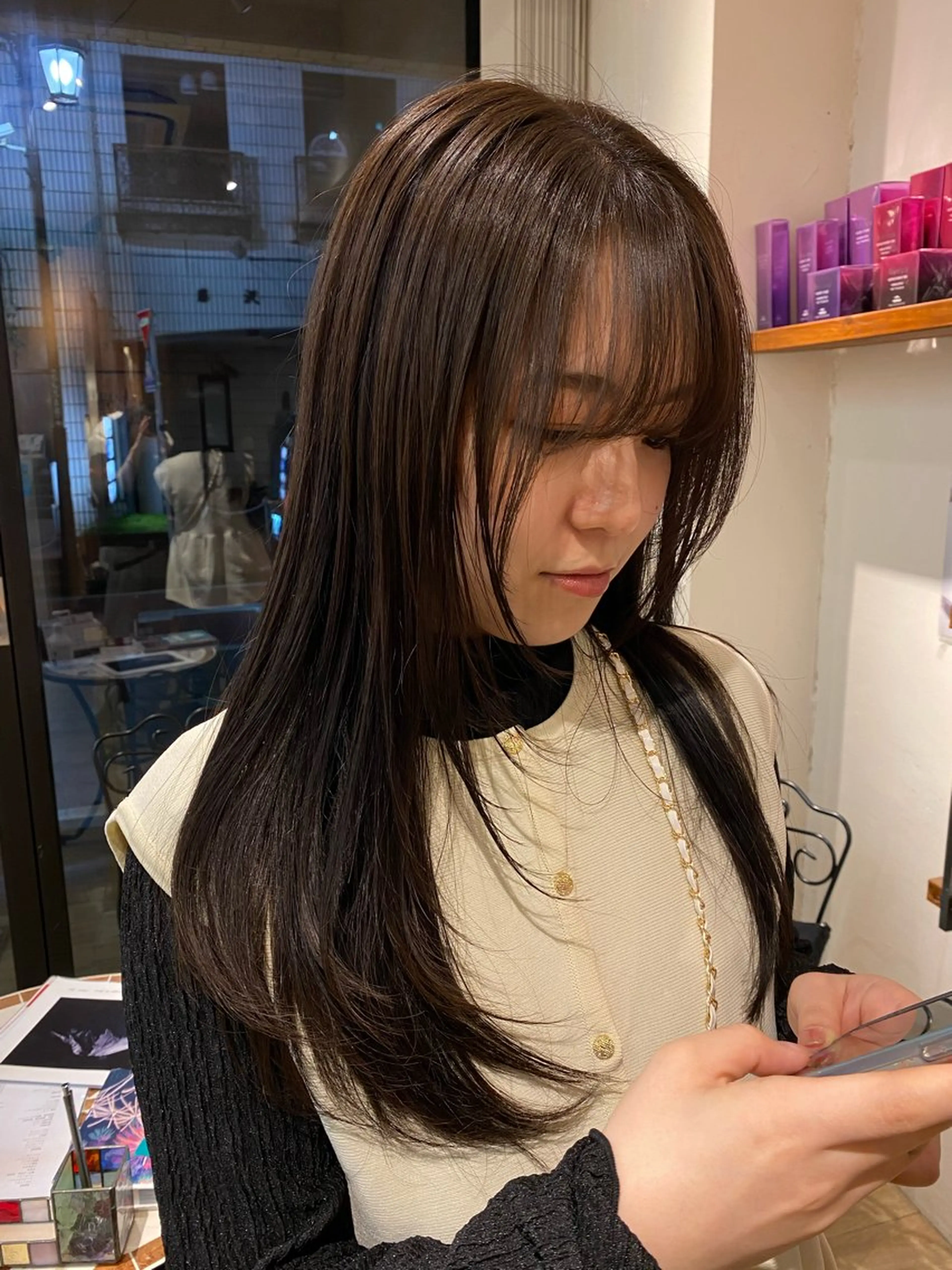 ロング カラー ヘアカラー ナチュラルヘア🫧 ナナミのヘアスタイル