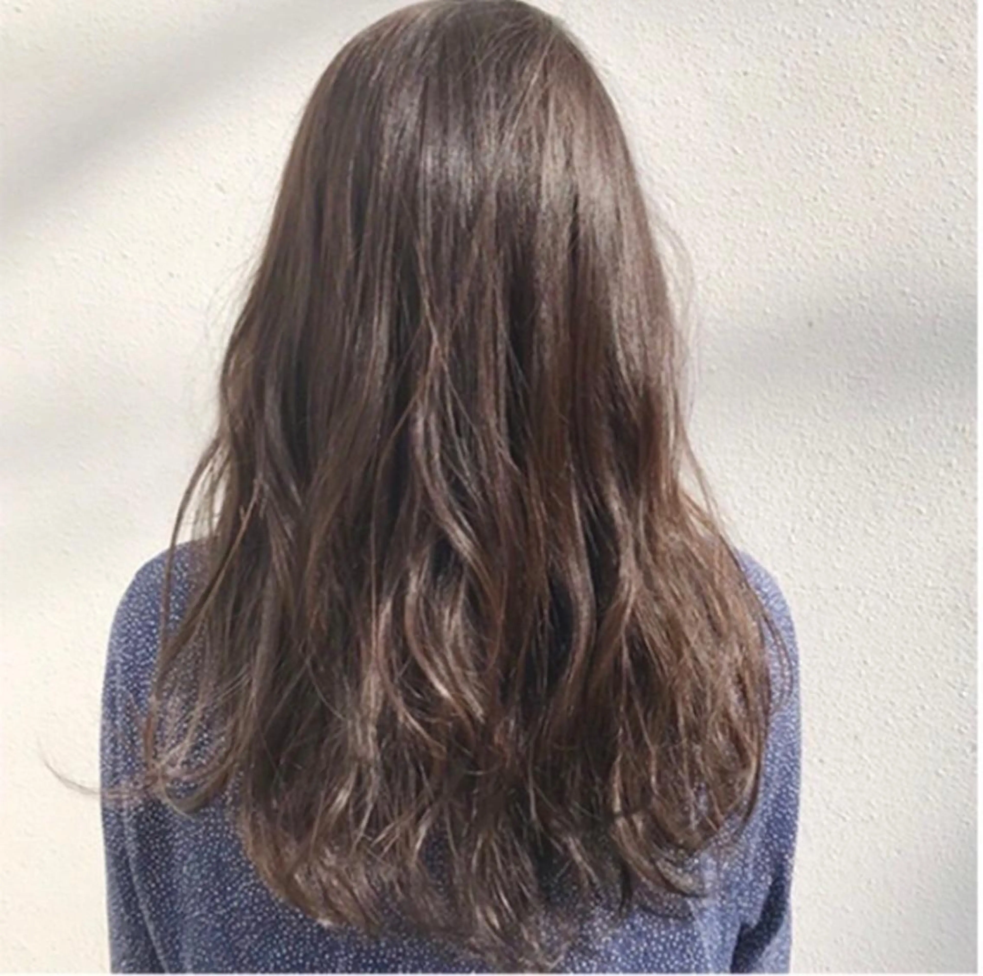 ロング 🧶根本 風鈴🧶のヘアスタイル