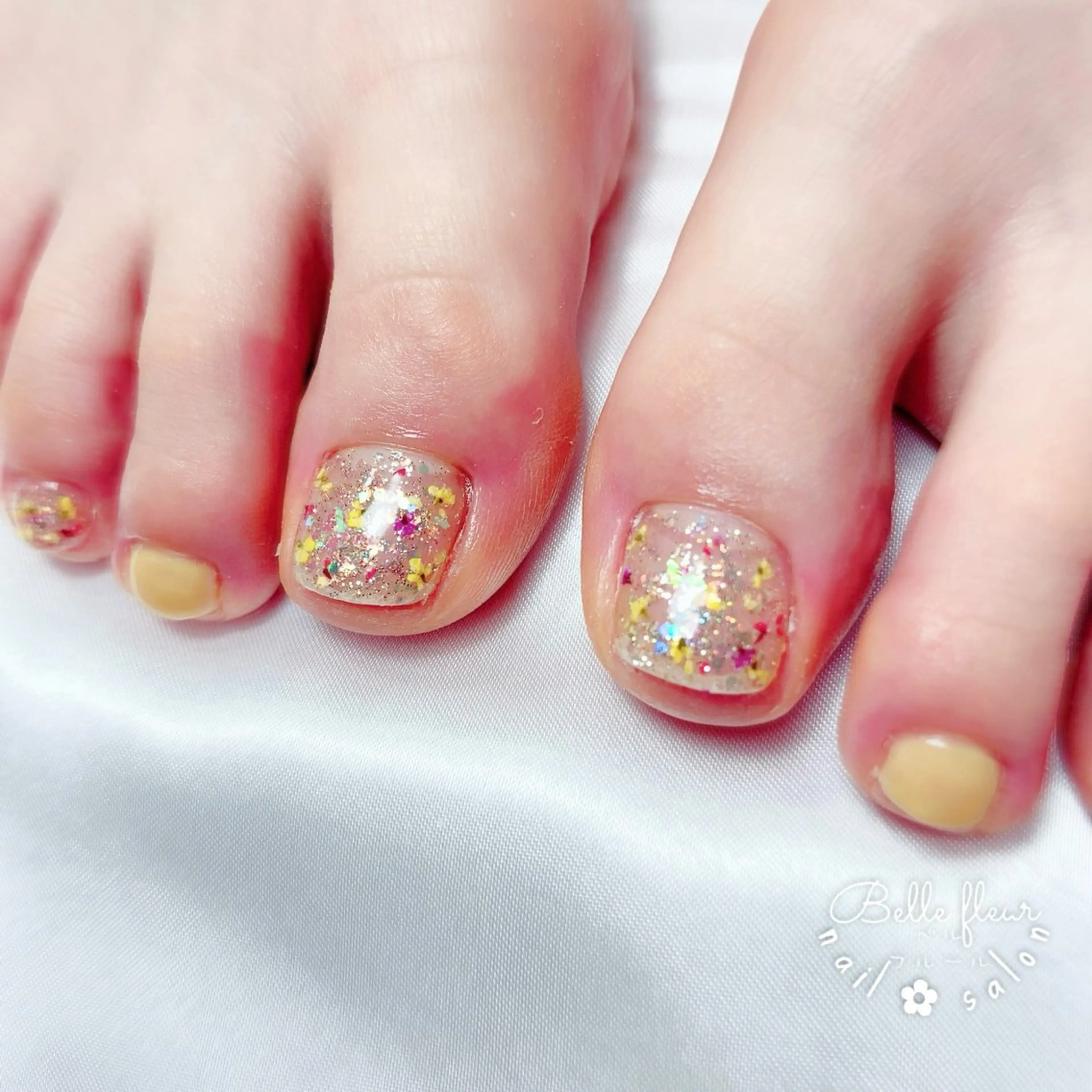 ネイル フラワーネイル グリーン ﾈｲﾙｻﾛﾝ Bellefleurのネイルデザイン