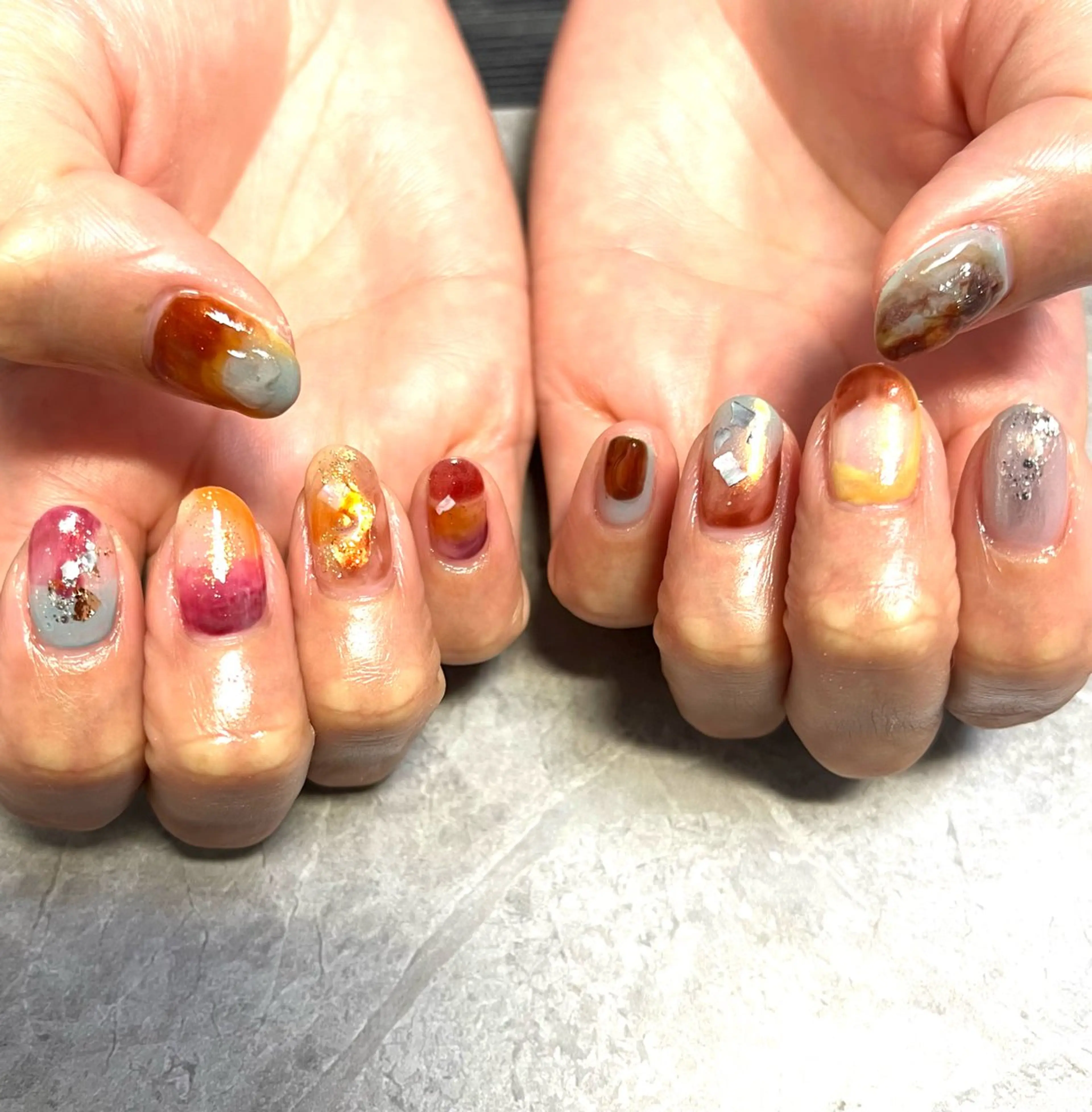 ネイル ニュアンスネイル ハンドネイル ハンドケア Felice所属・ベテランネイル cnc  nailのネイルデザイン