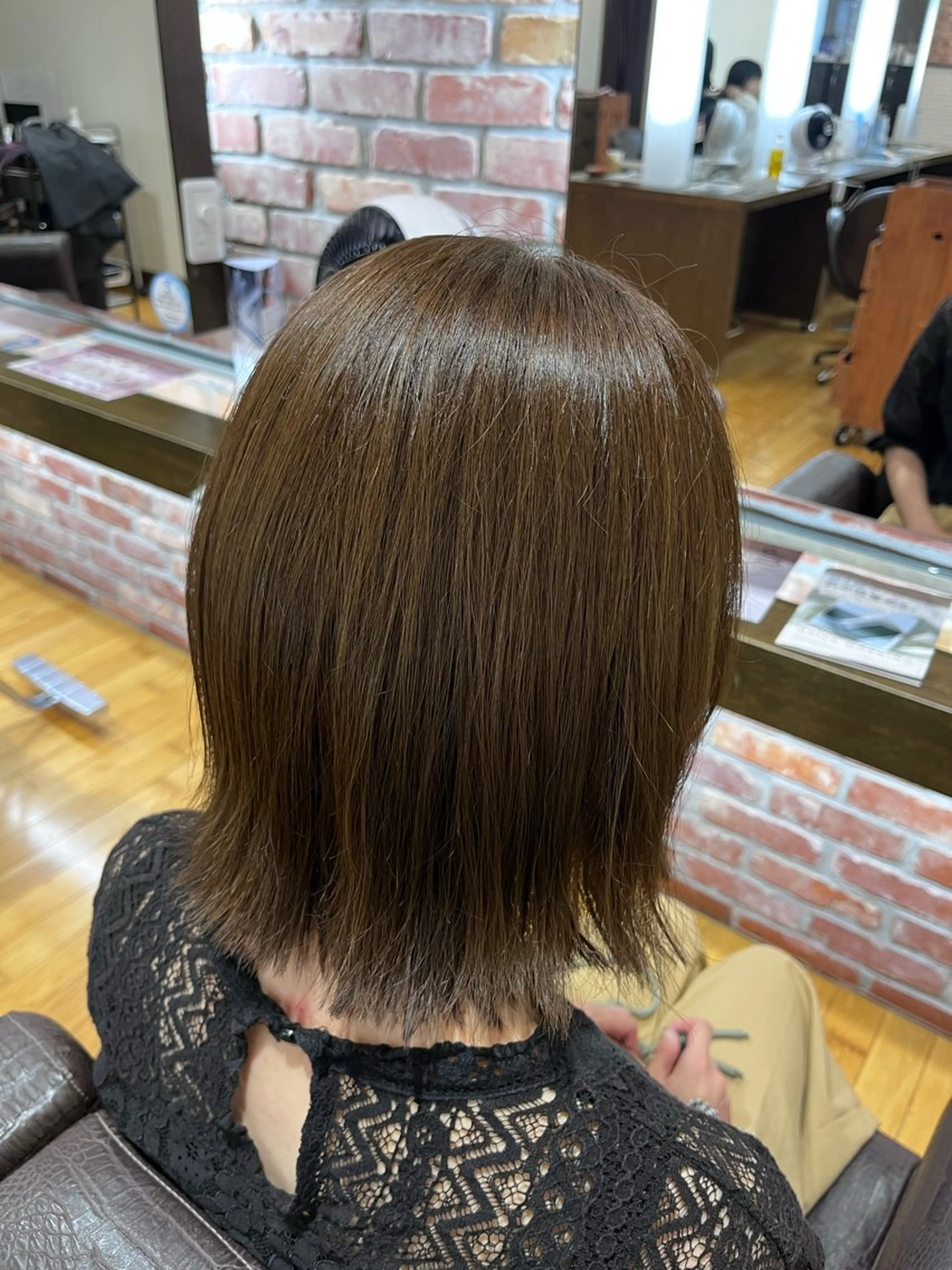 ミディアム カラー ベージュカラー オリーブベージュ ボブ カット ヘアカラー トリートメント 透明感カラー/ 岡田澪香のヘアスタイル