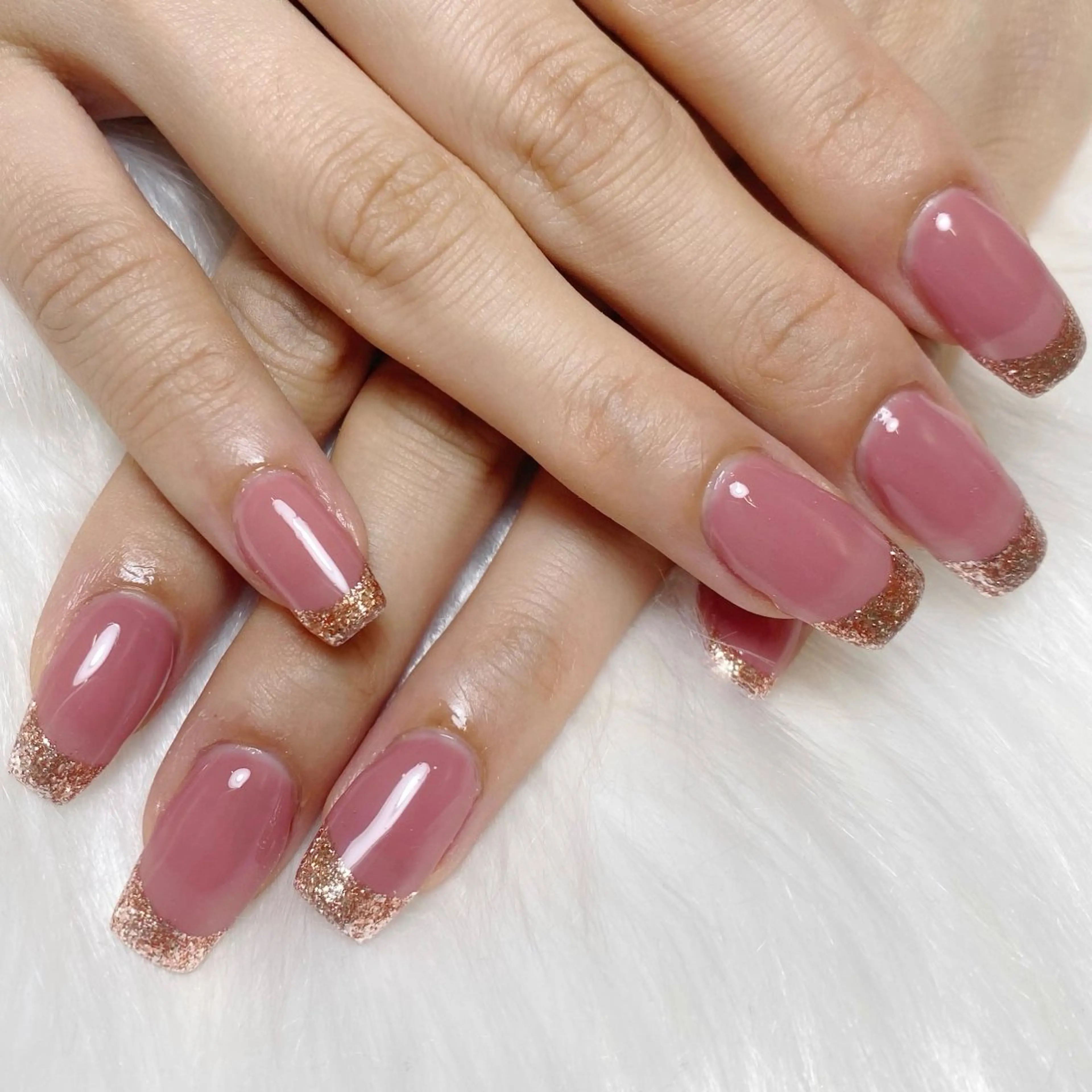 ネイル ブルー 長さ出し フットネイル フレンチネイル グラデーション fein. miku🎀🍼のネイルデザイン