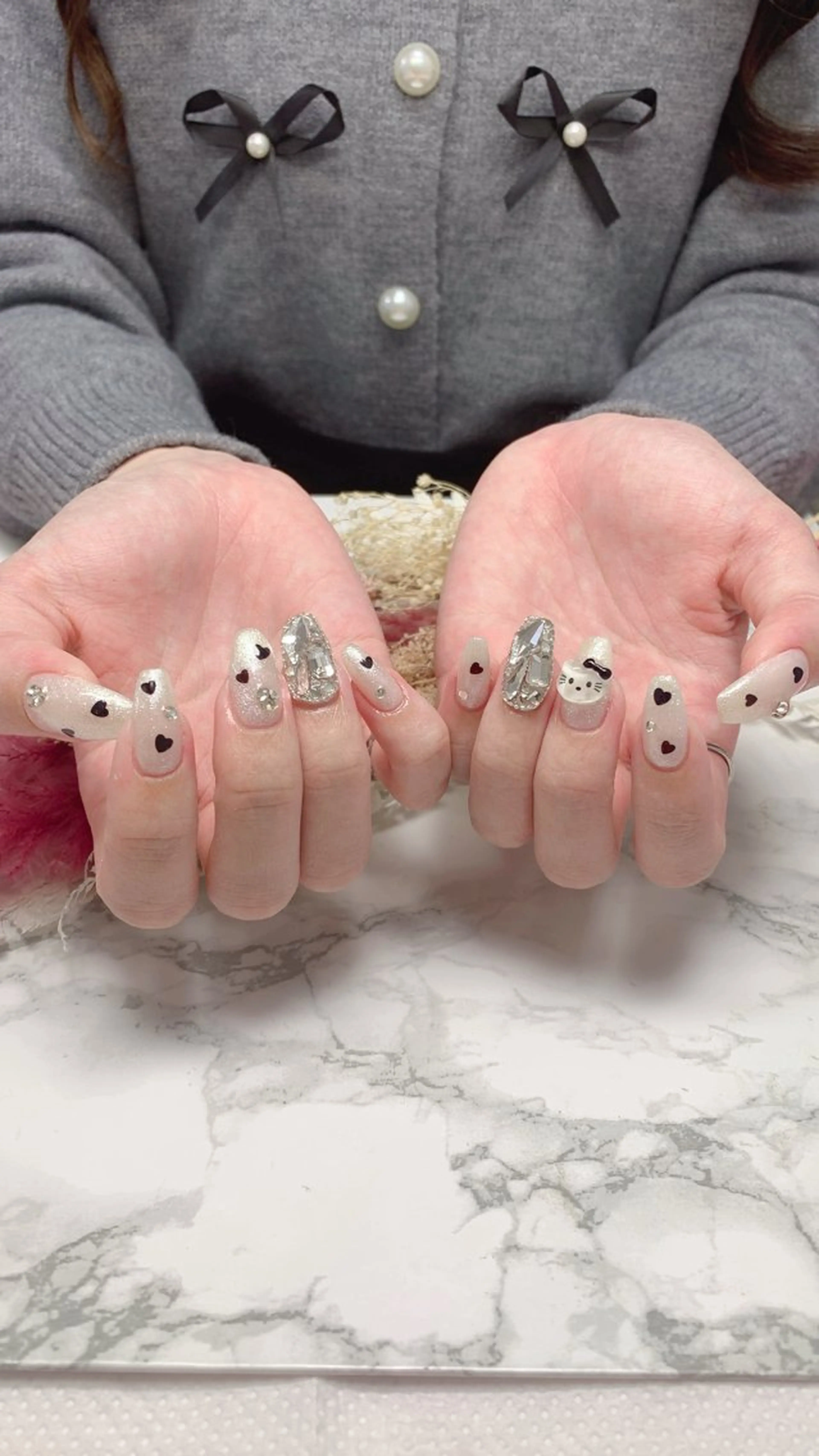 ネイル はな💎ネイル ワンホン、長さ出しのネイルデザイン