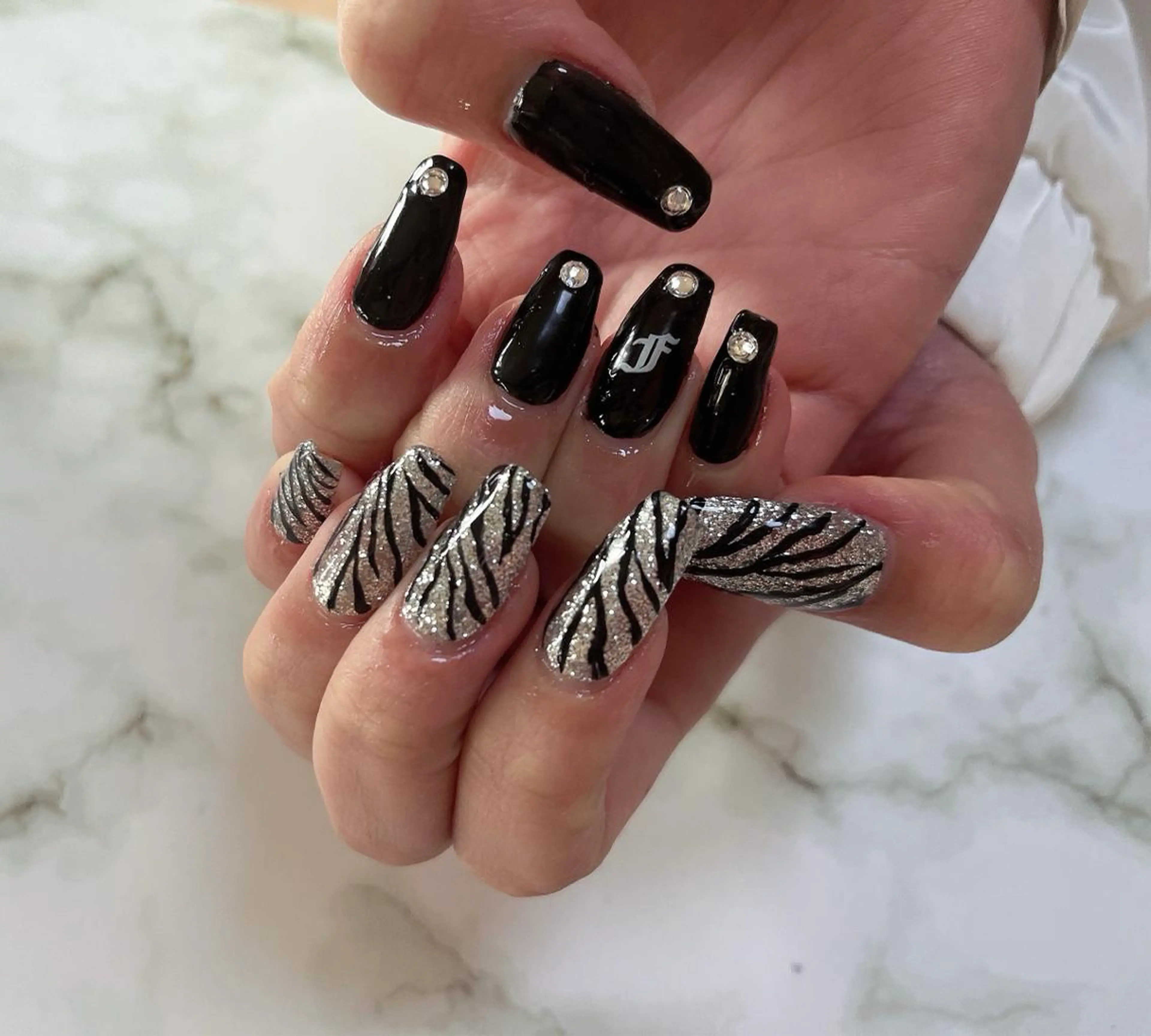 ネイル アニマル柄 ジェルネイル Ruana Nailのネイルデザイン