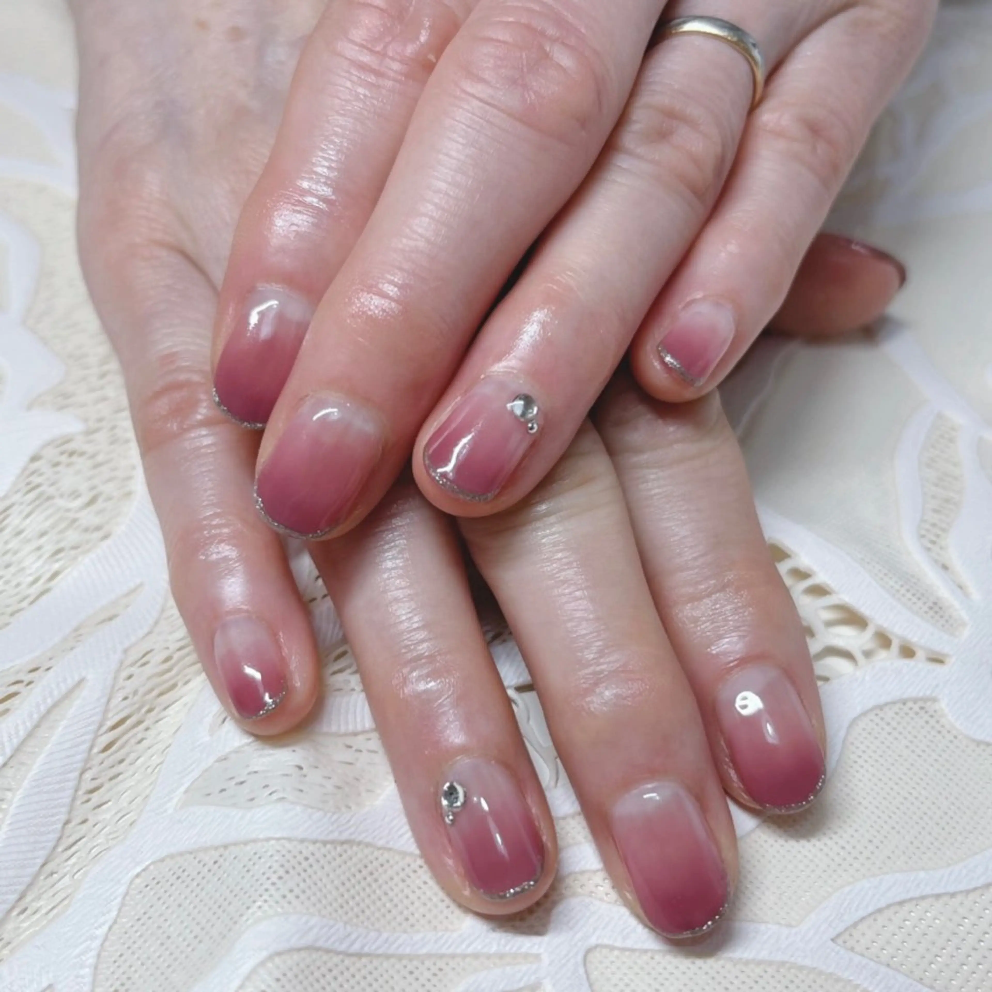 【ハンド】フレンチ or カラーグラデーションの写真