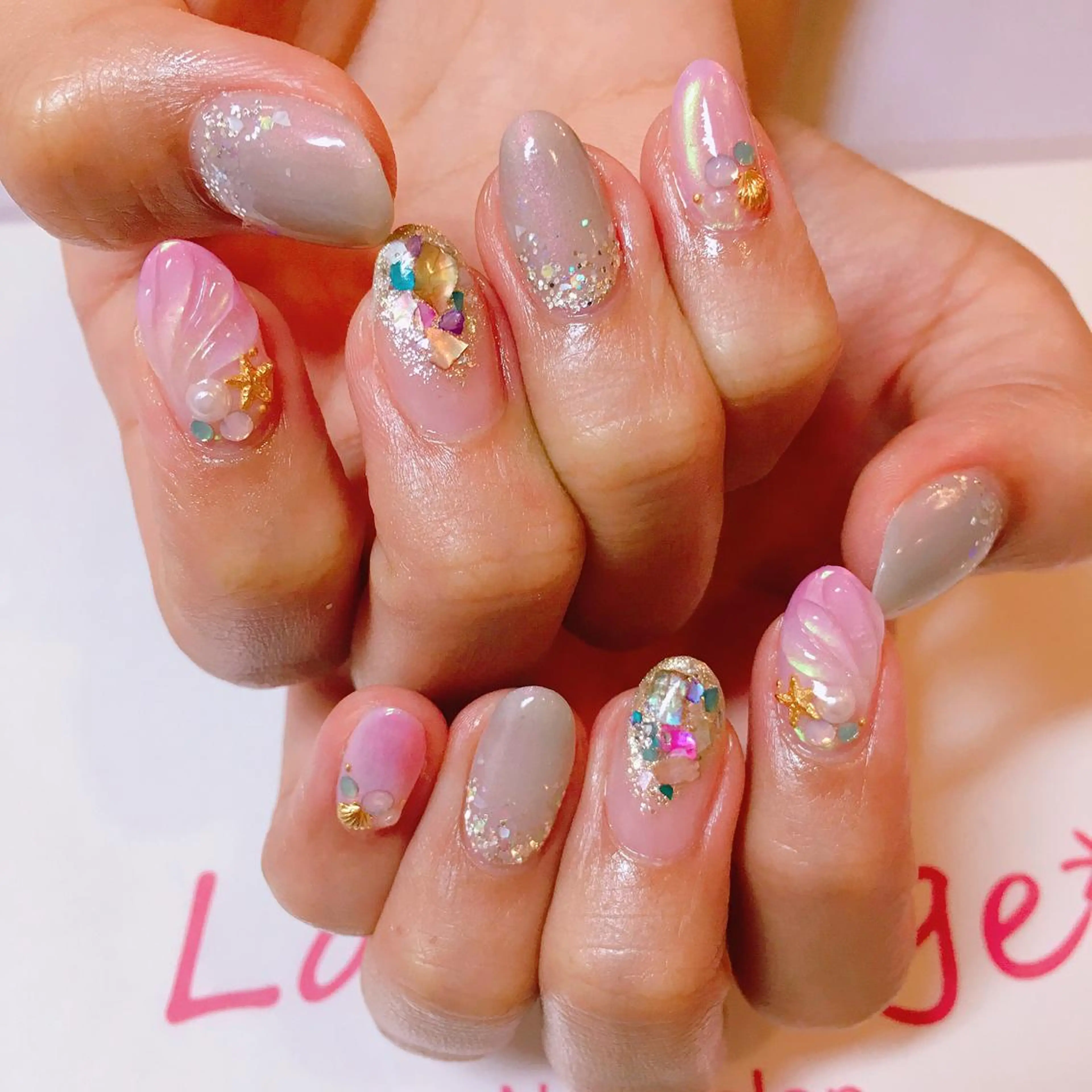 ネイル La neige* yuki 🥯🍑のネイルデザイン