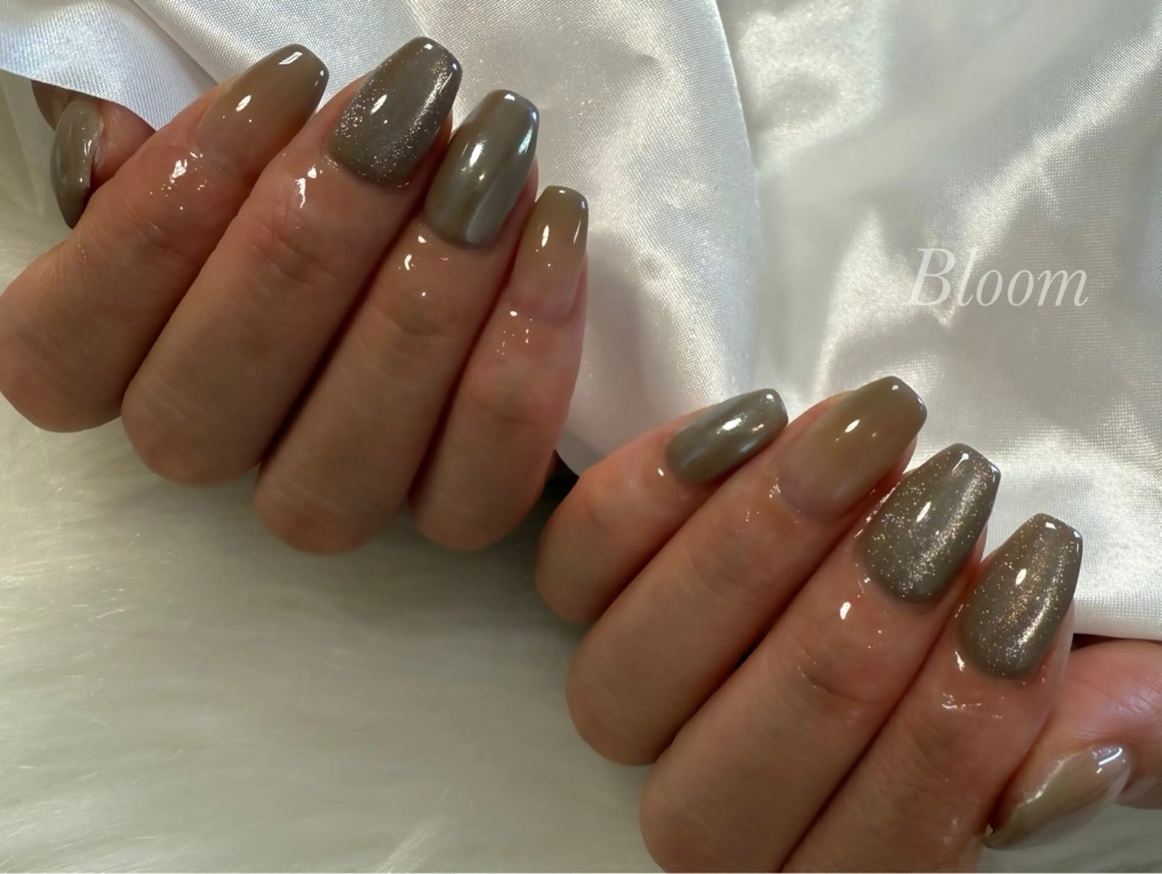 ネイル グラデーション マグネットネイル ミラーネイル Bloom a nail studio所属・松下 未来のネイルデザイン