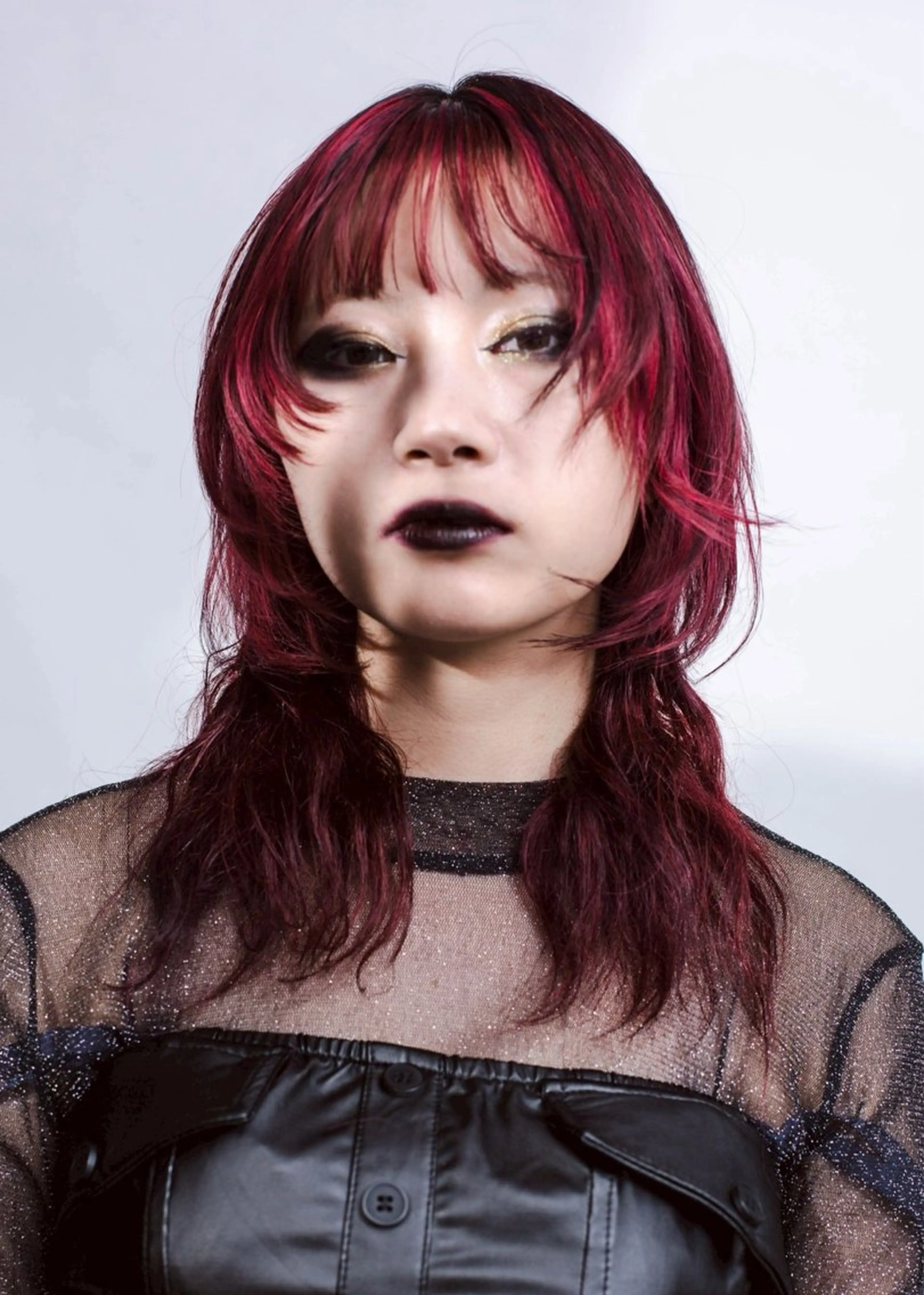 ミディアム カラー カット ヘアカラー 髪質改善×ハイトーン レイヤー天神美容室のヘアスタイル