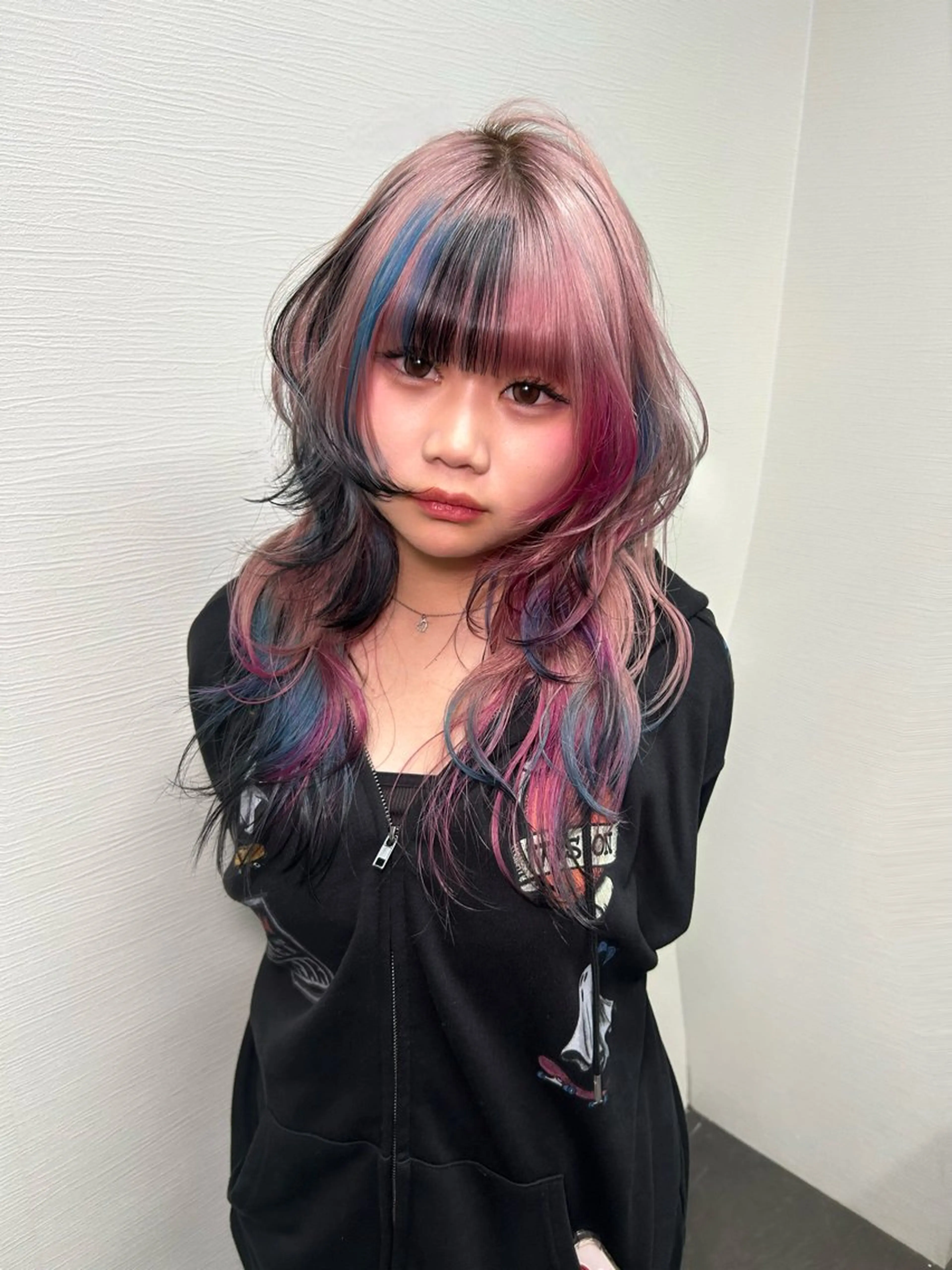 ミディアム ヘアカラー 鈴木 華奈のヘアスタイル