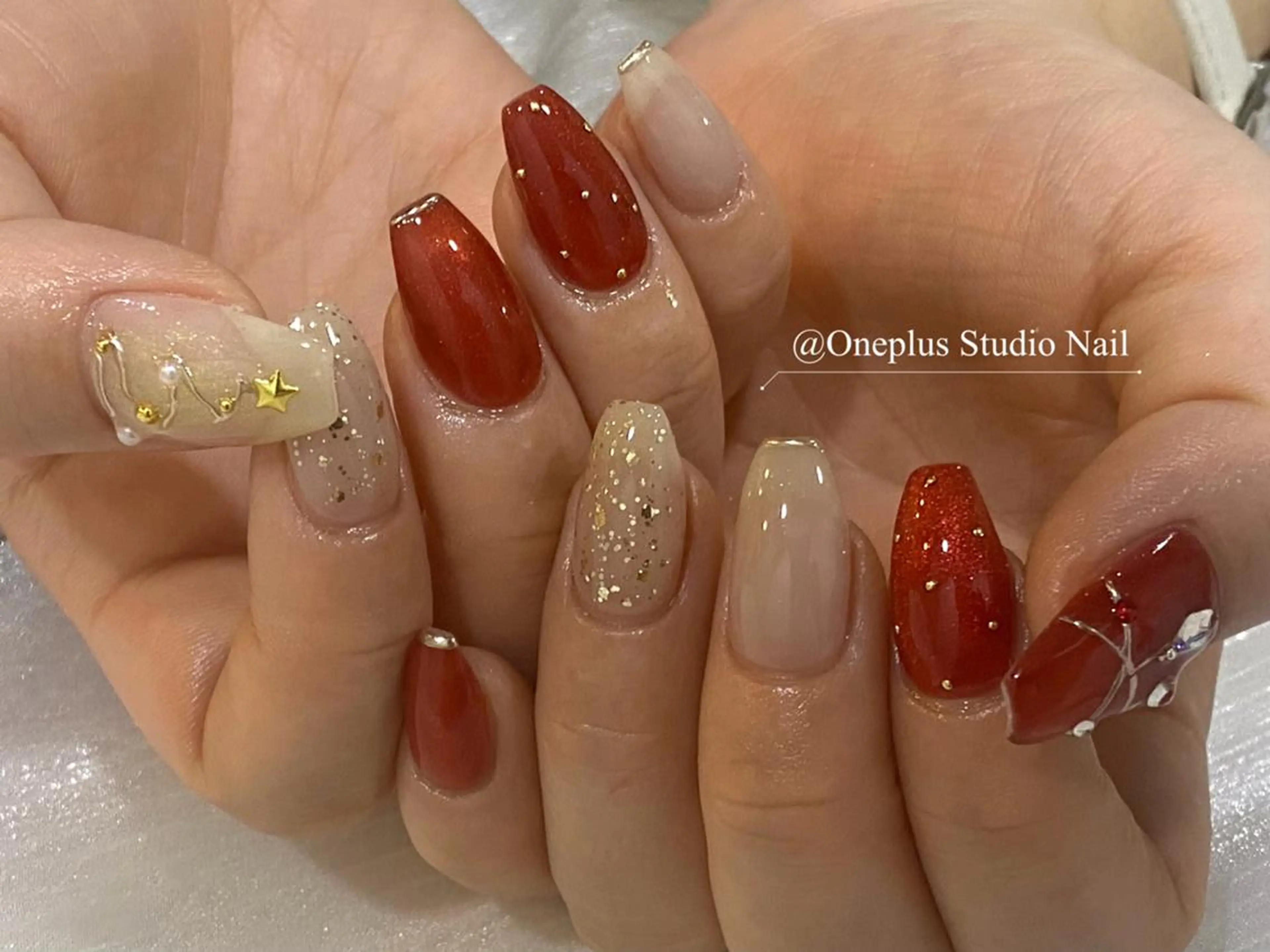 ネイル アニマル柄 ボルドー ブラウン フレンチネイル マグネットネイル One plus StudioNailのネイルデザイン