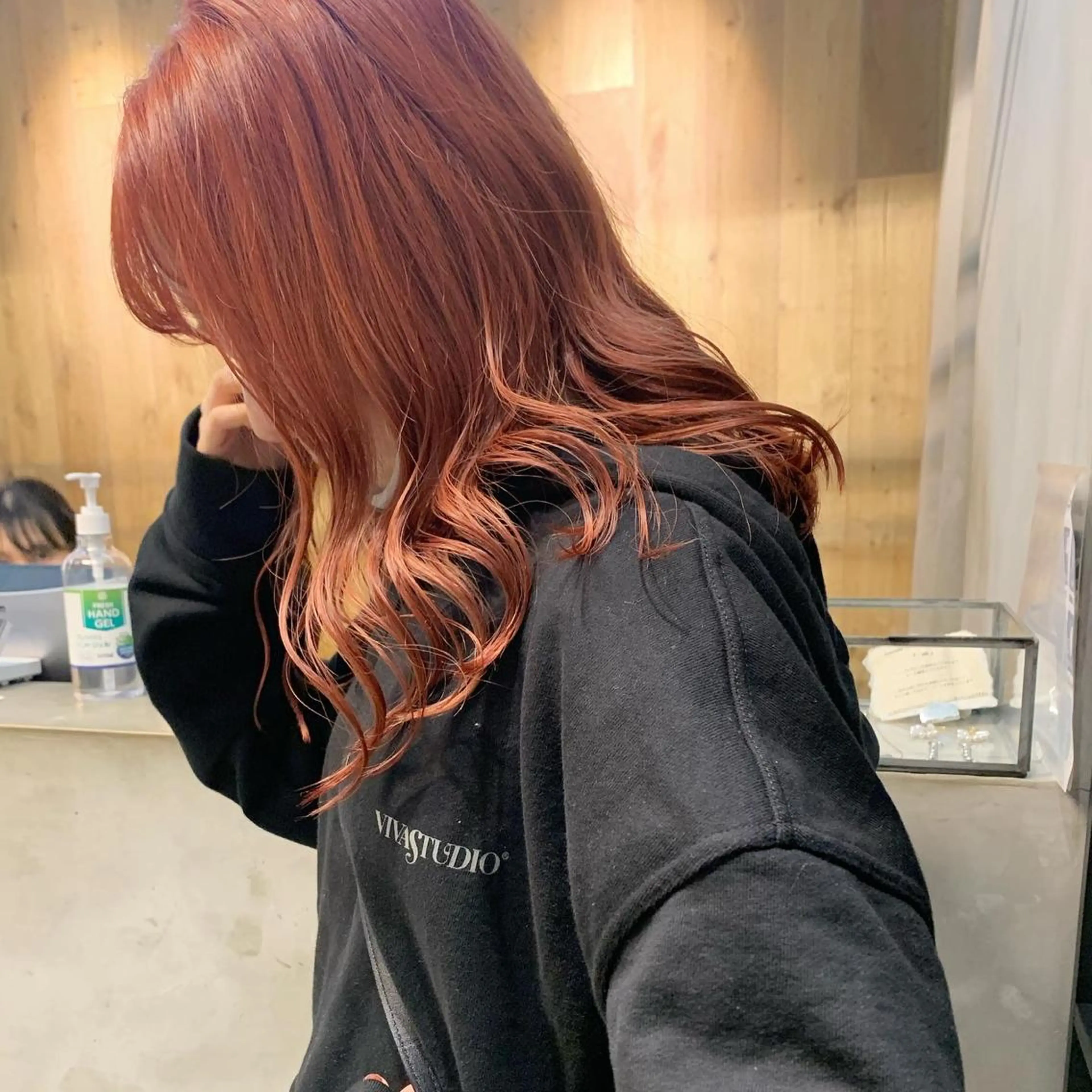 ミディアム カラー ヘアカラー トリートメント ハイトーン&暗髪🔥 表参道二刀流マエダのヘアスタイル