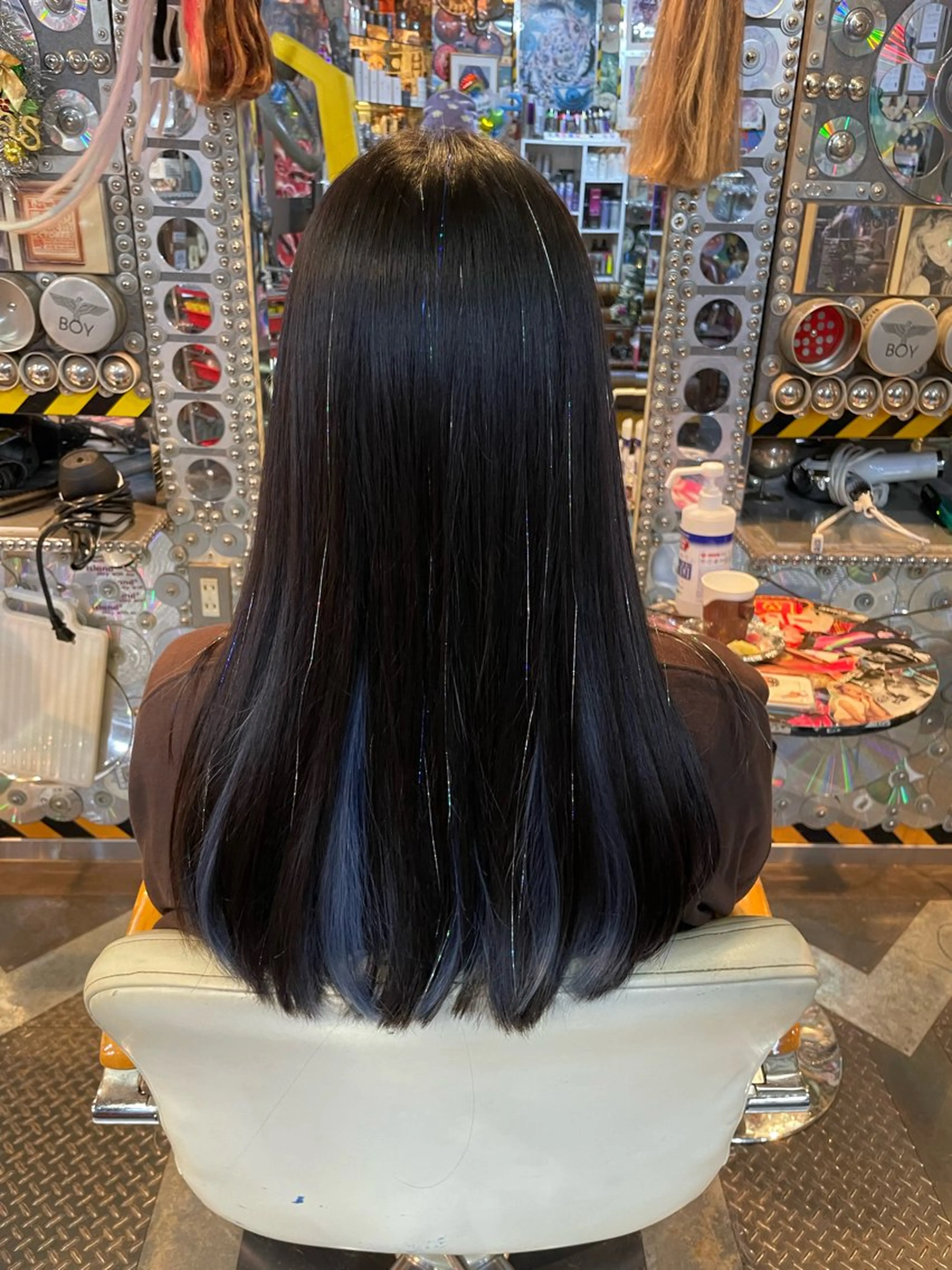 セミロング ヘアアレンジ Hair salon TOMMY所属・♮やっしー♮ 🌈派手髪🌈のヘアスタイル