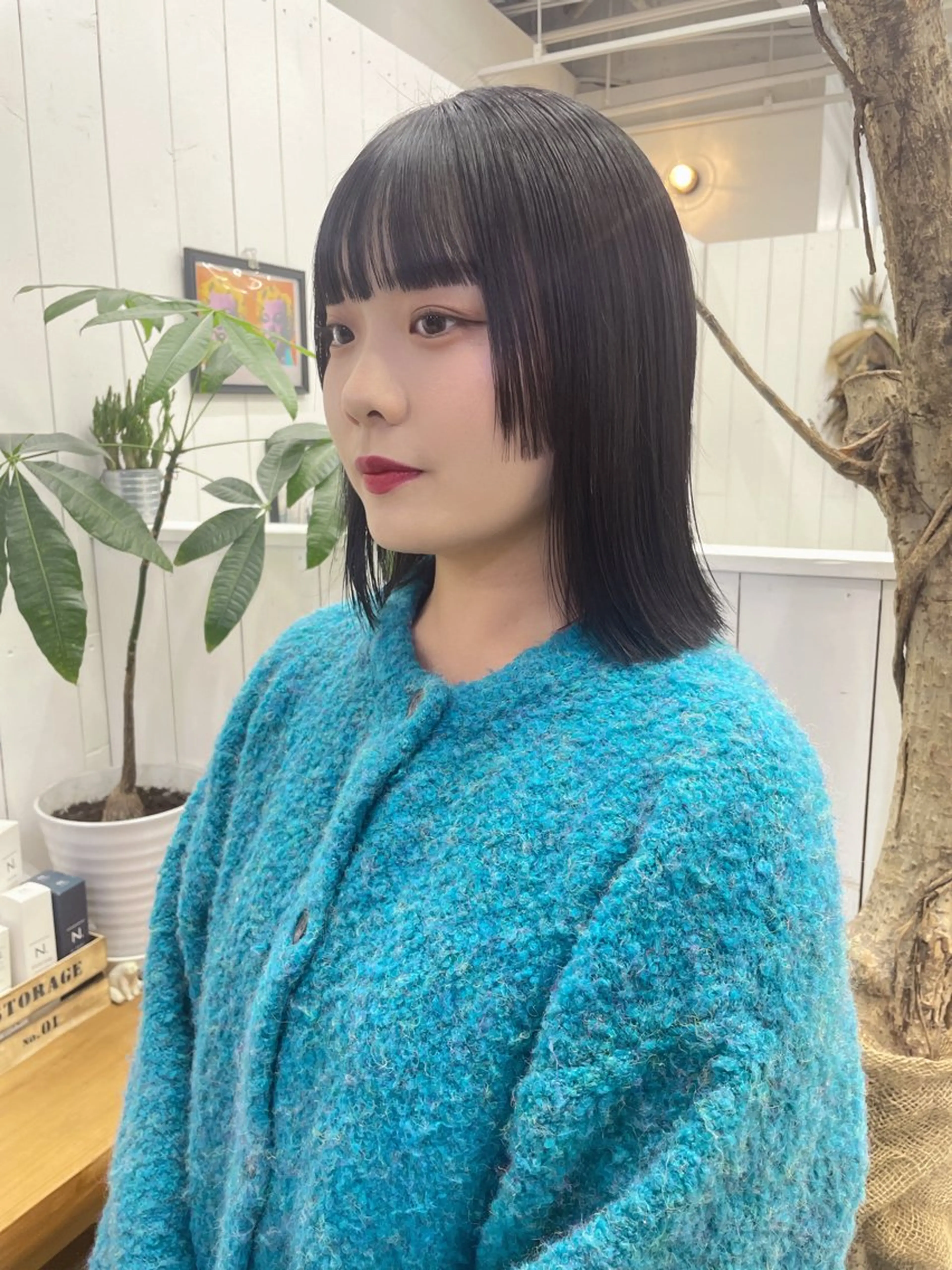 ミディアム Ann./艶髪 /レイヤーカットのヘアスタイル