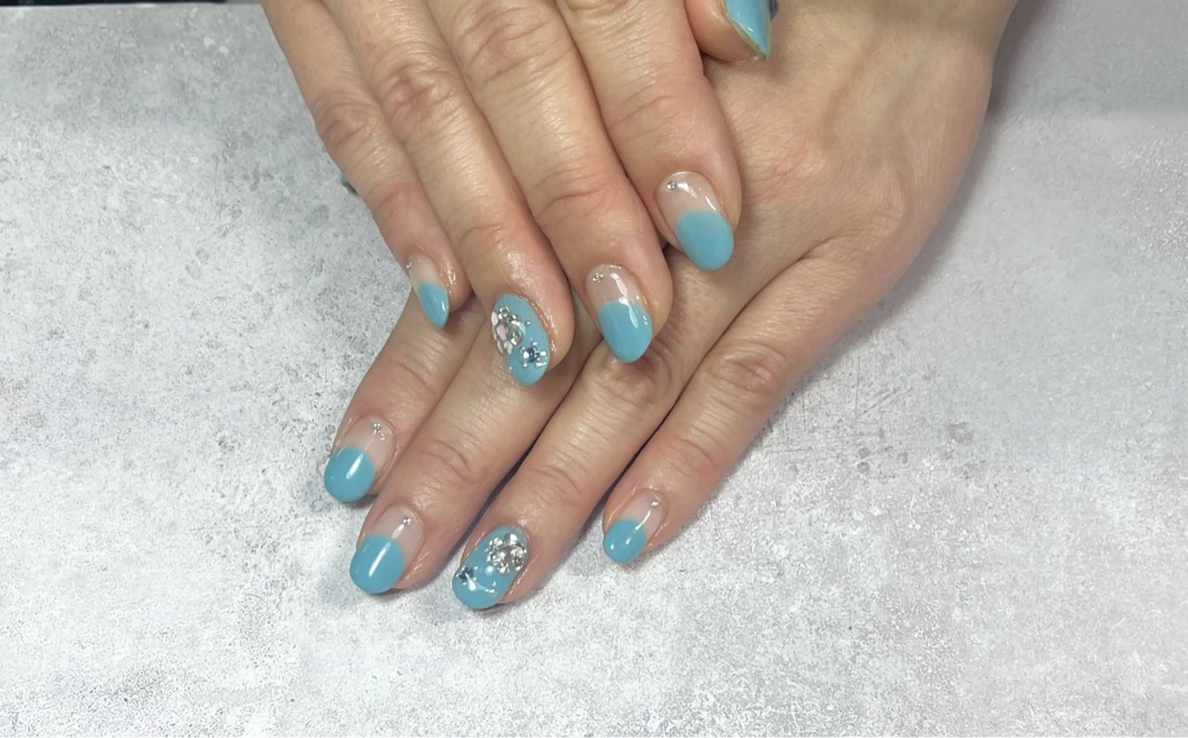 ネイル more Private Nail Salon所属・K. makiのネイルデザイン