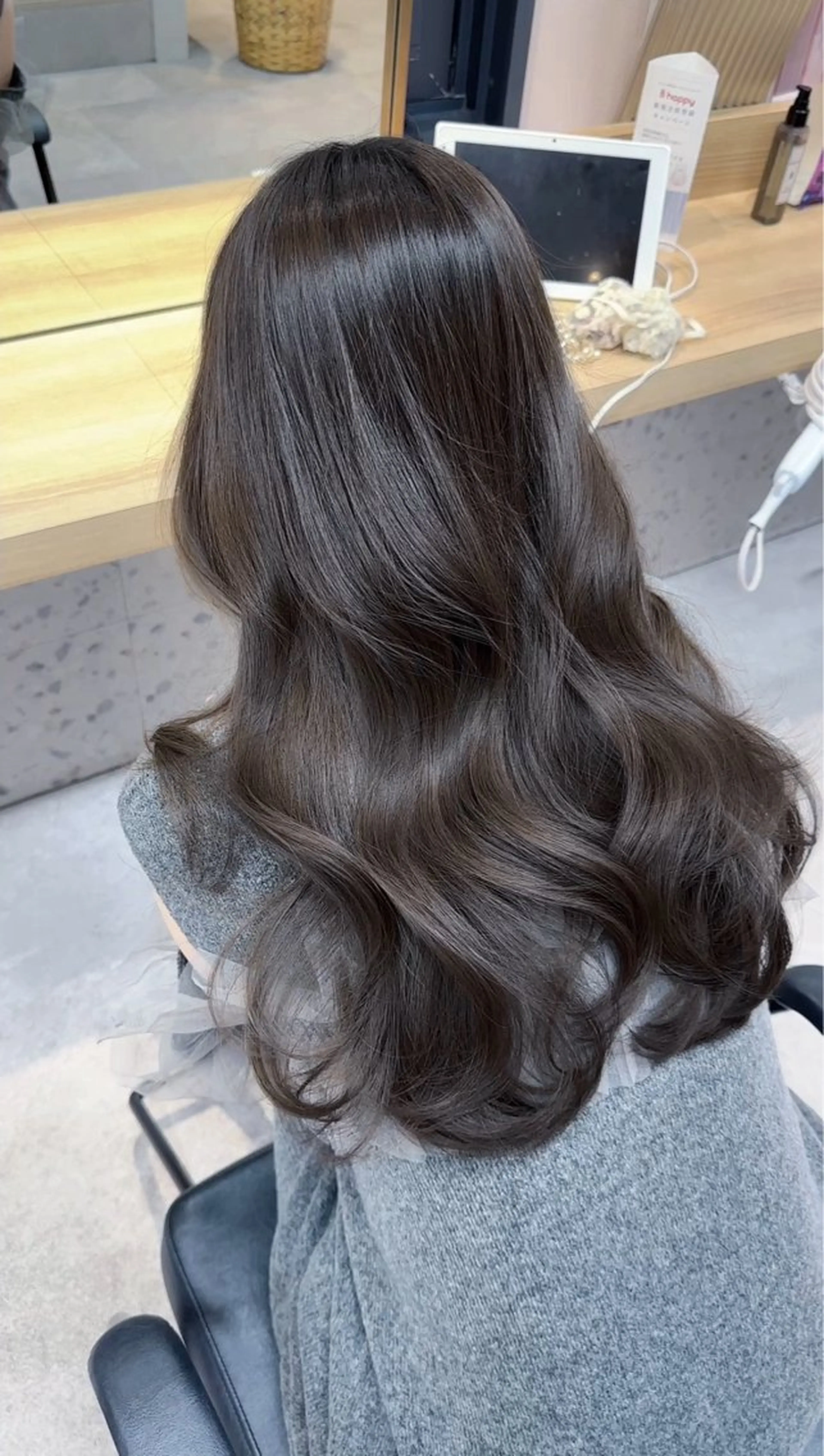 ロング カラー emu所属・小顔カット/レイヤー 美髪特化/千葉中央のヘアスタイル