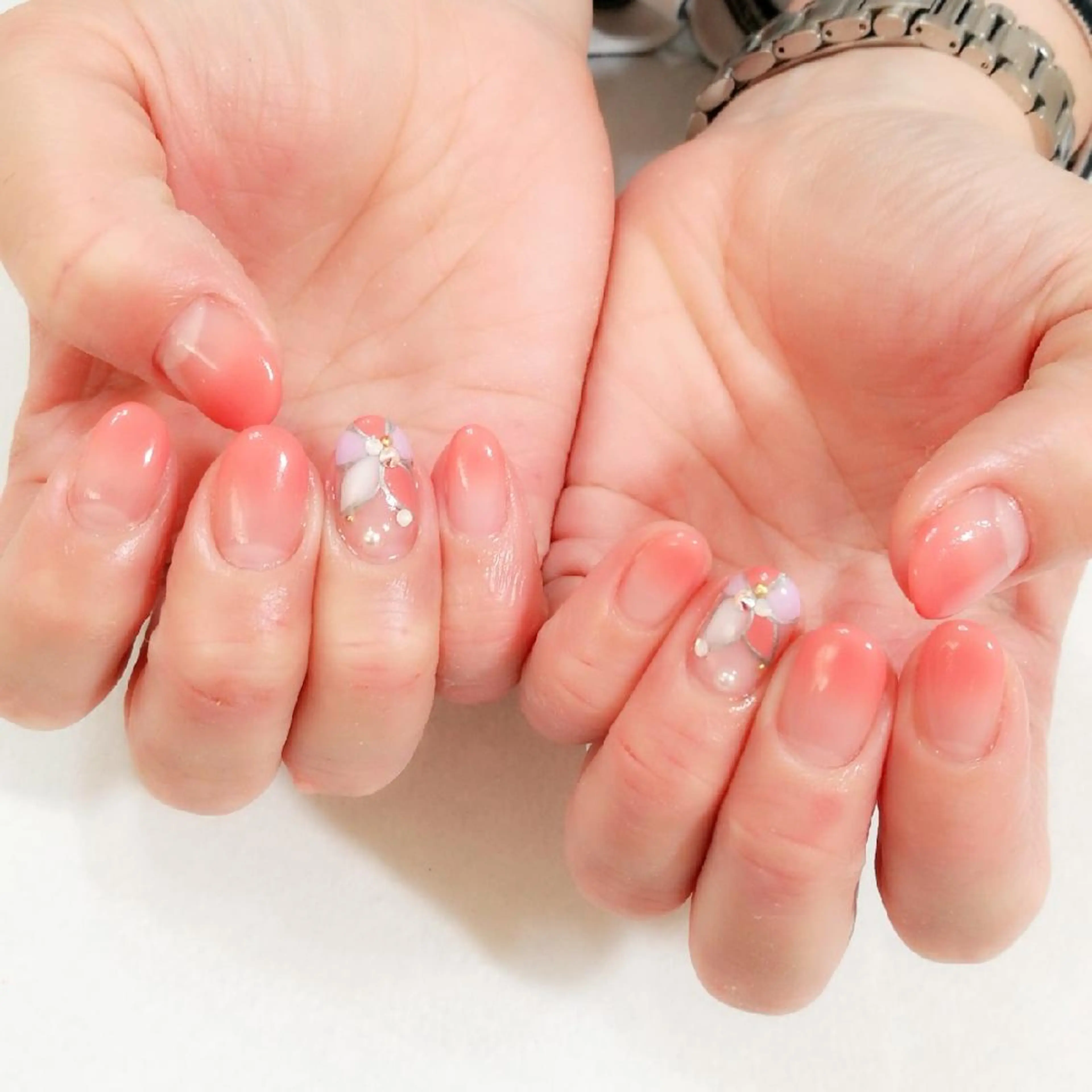 ネイル VIOLUS所属・VIOLUS 関目のネイルデザイン