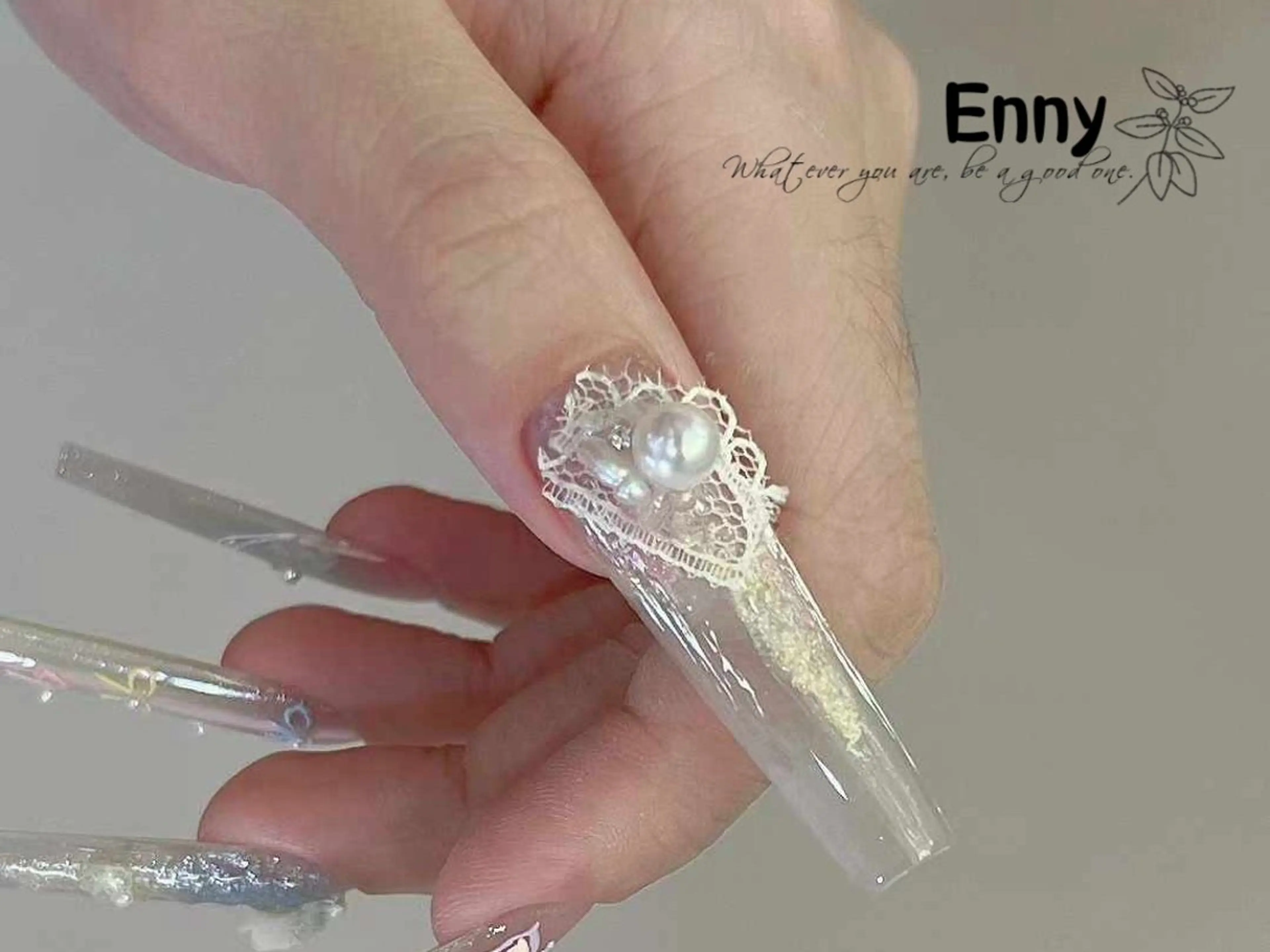 ネイル チークネイル 長さ出し フットネイル フレンチネイル ジェルネイル Enny lovelyのネイルデザイン