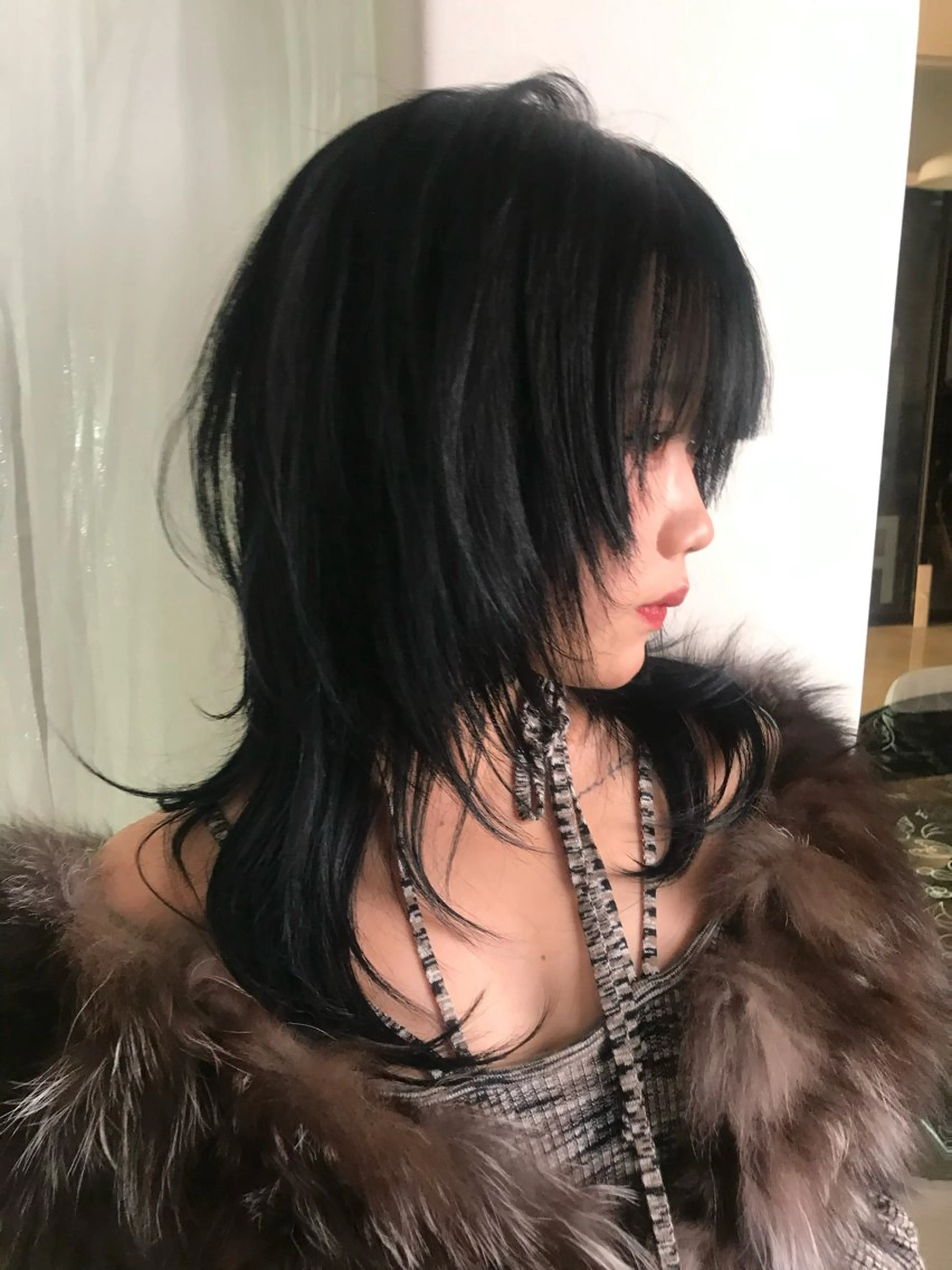 セミロング ハイレイヤー レイヤーカット カット トリートメント ヘッドスパ ヘアセット HARUNA/原宿/ デザイン/ハイトーンのヘアスタイル