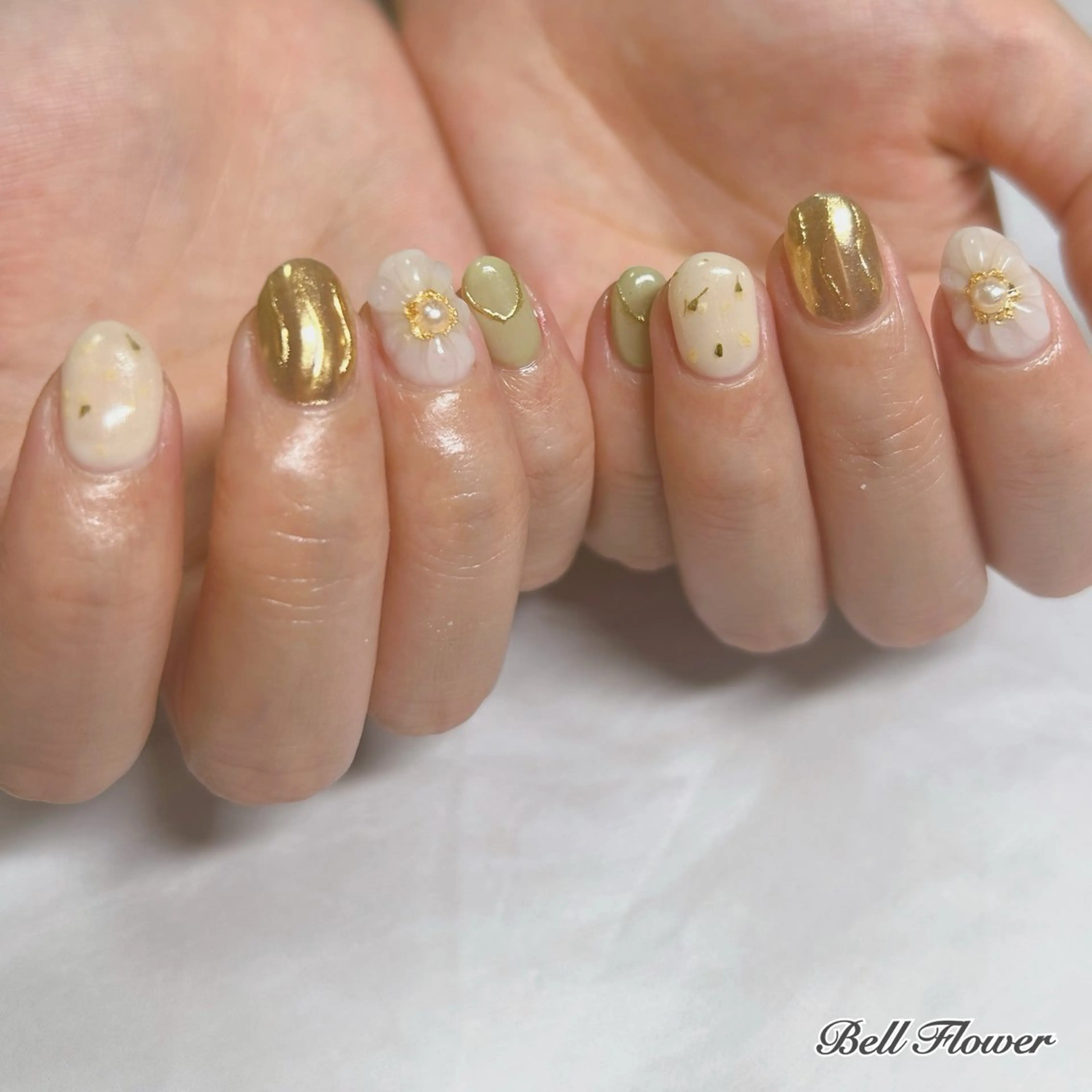 ネイル ハンドネイル Bell Flowerのネイルデザイン