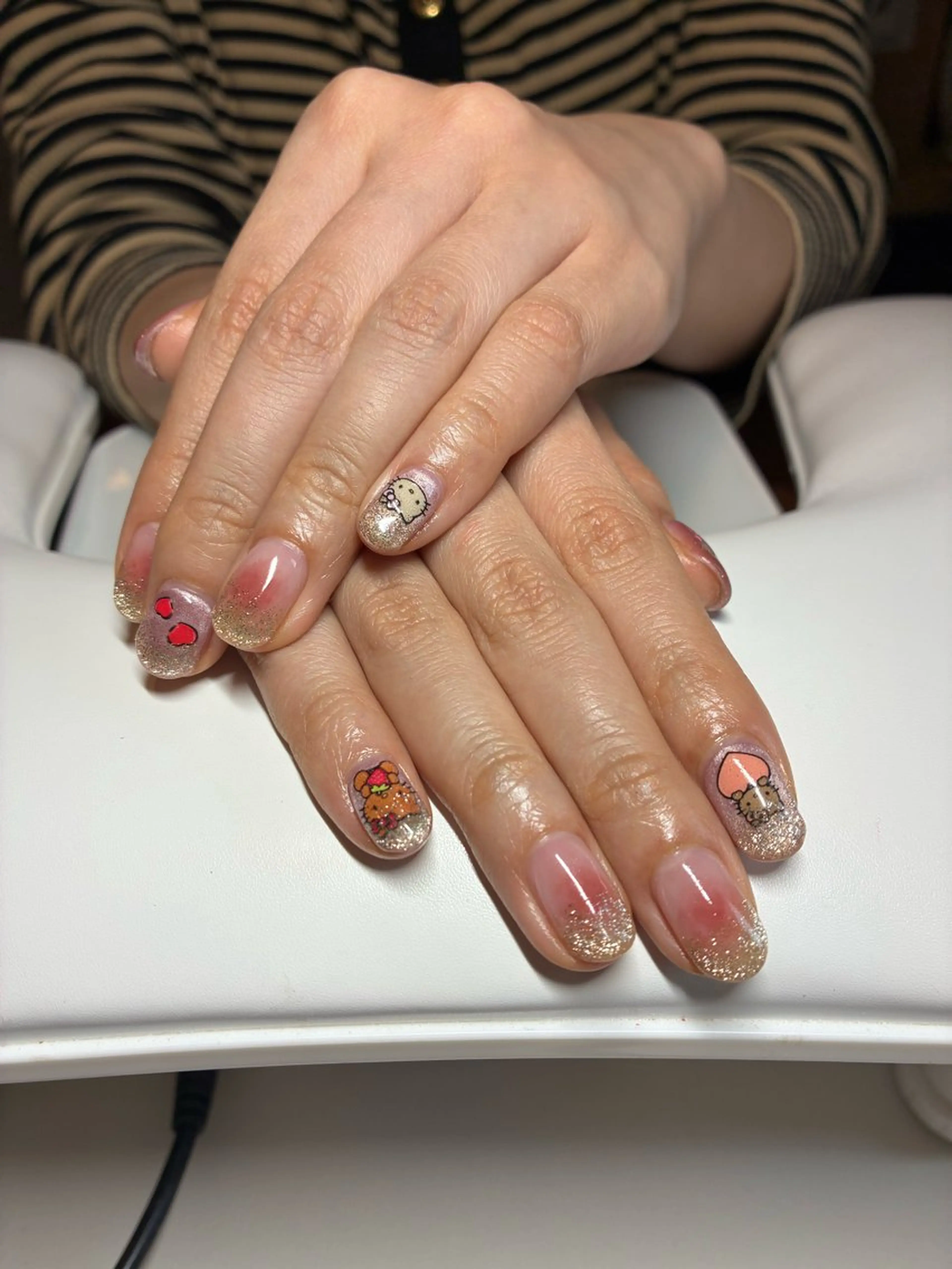 ネイル 太田 穂菜美のネイルデザイン