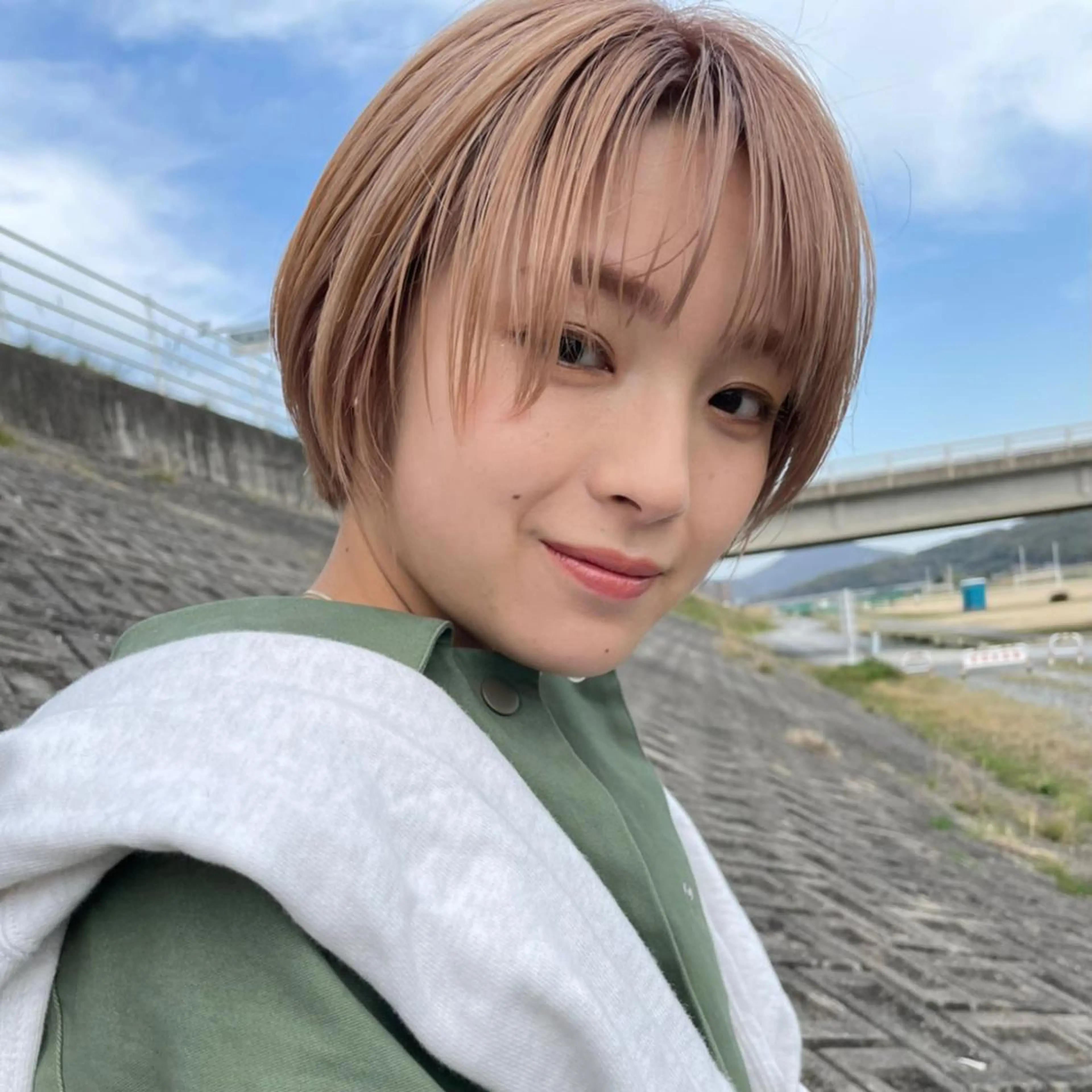 ショート カラー LITTLE/ 平松　君章のヘアスタイル