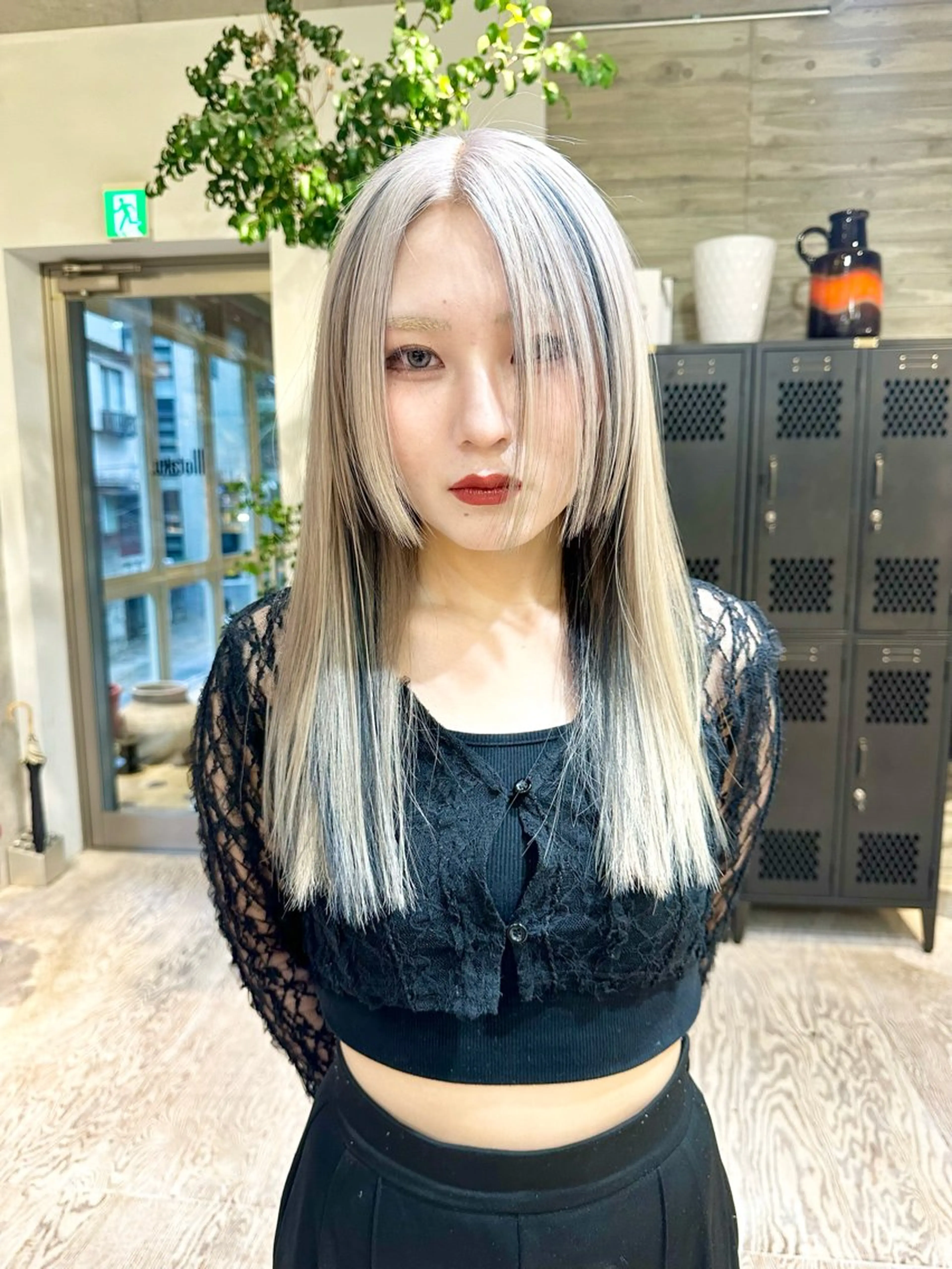 セミロング カラー ヘアカラー トリートメント ヘッドスパ ヘアセット kai .のヘアスタイル